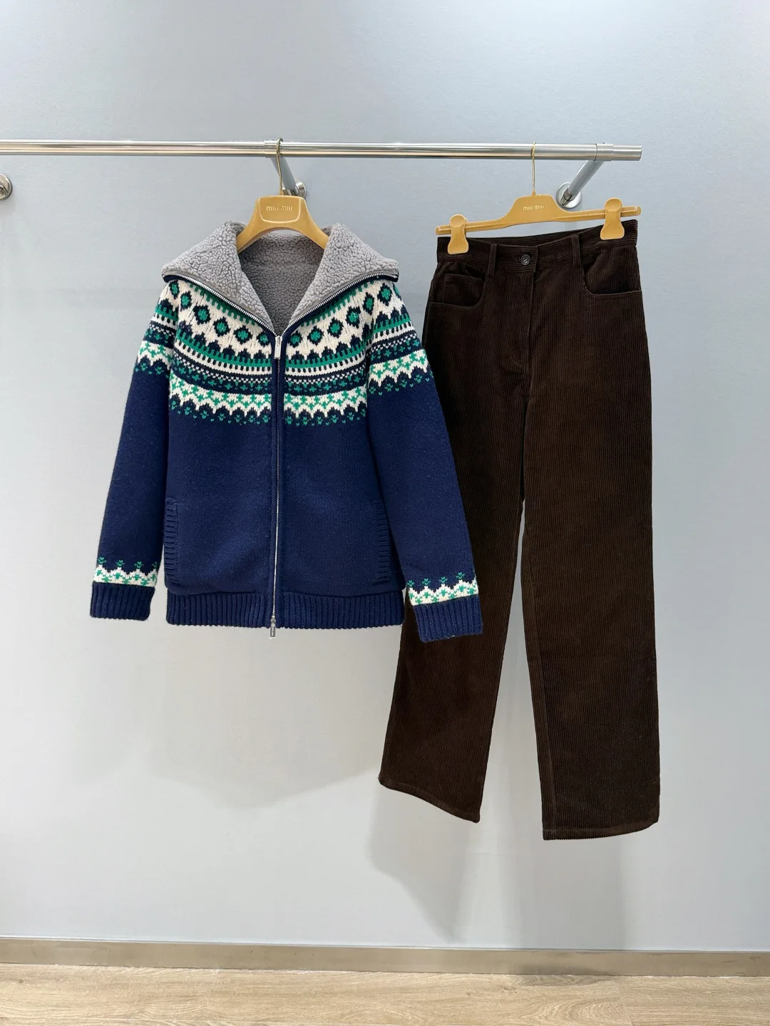 Джемперы И Свитеры Женские Miu Miu 672085