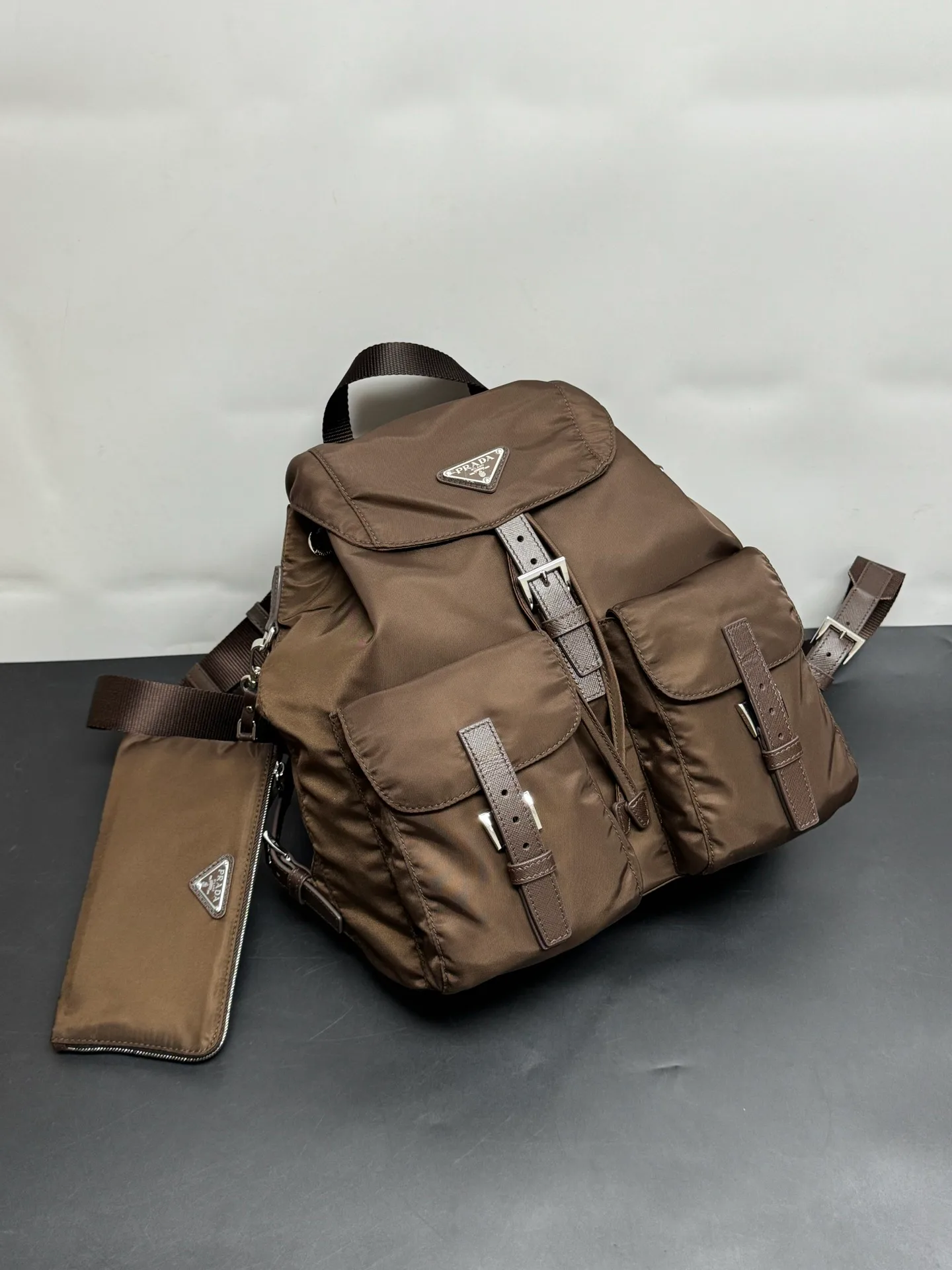 Рюкзаки Женские Prada 17630954
