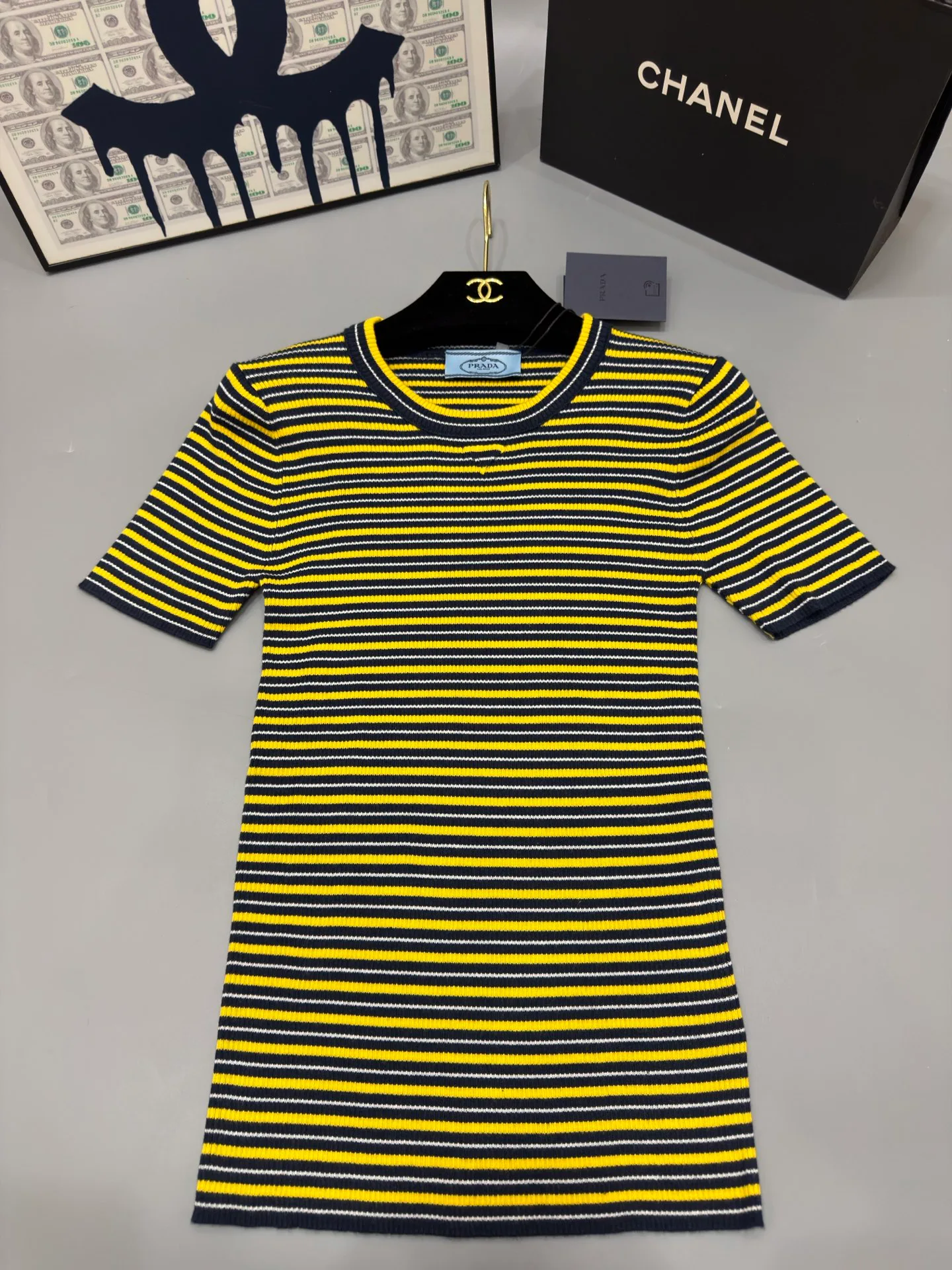 Футболки Женские Prada 11396061