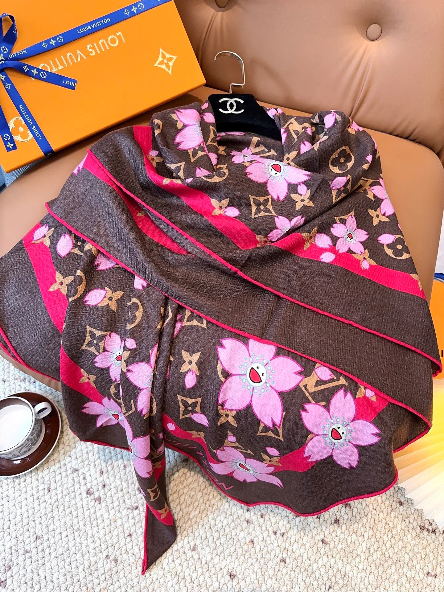 Шарфы Louis Vuitton 702878