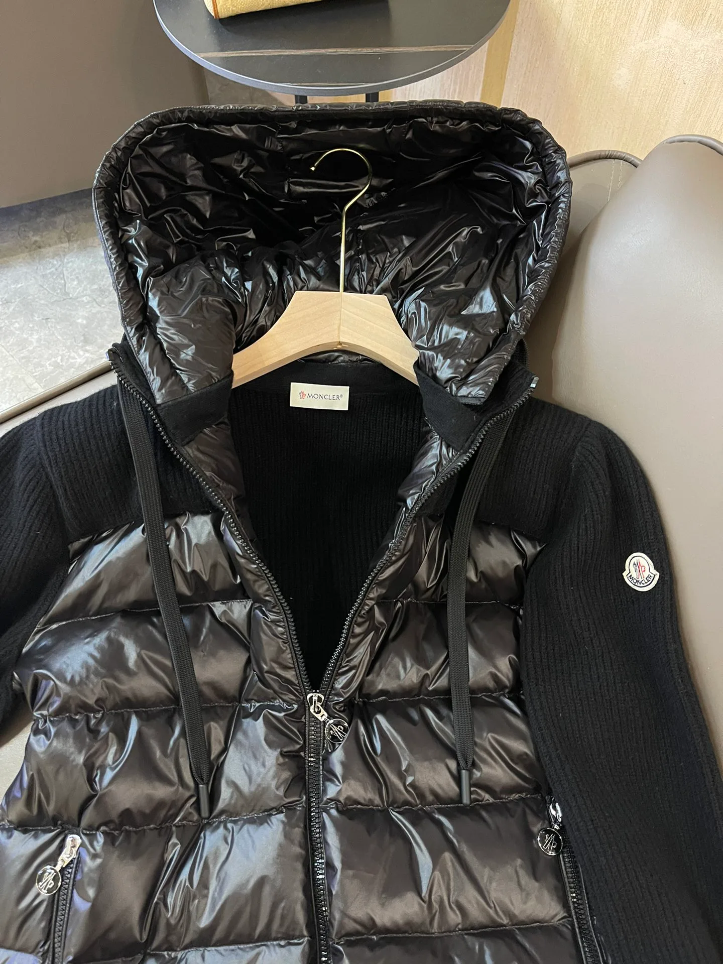 Куртки И Пуховики Женские Moncler 17886537