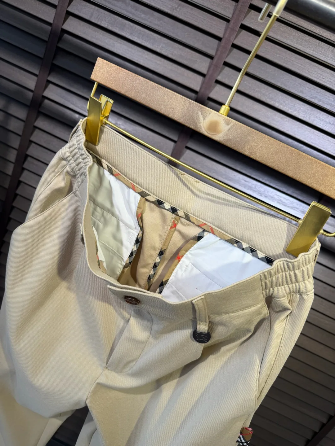 Брюки Женские Burberry 11076830