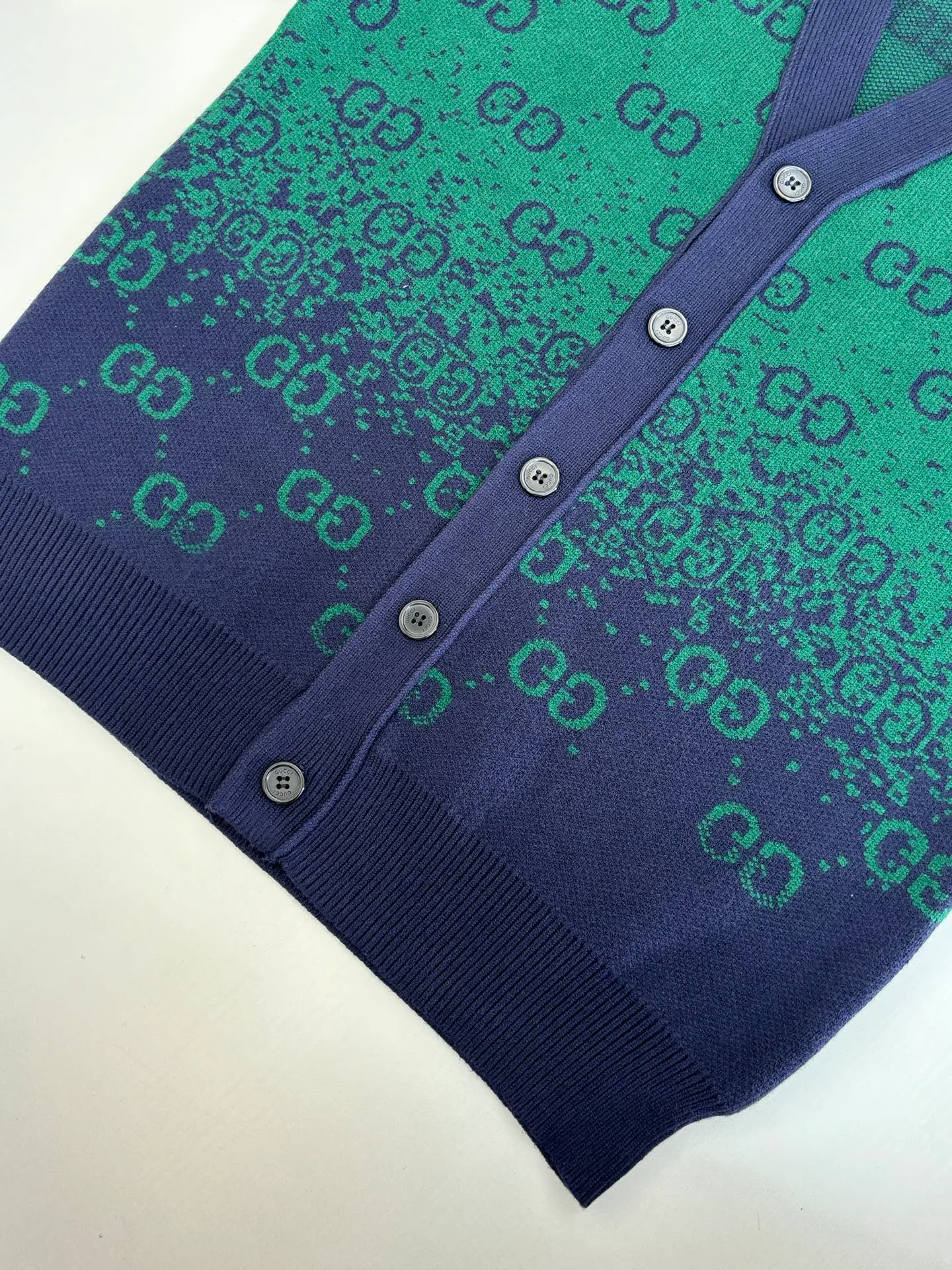 Джемперы И Свитеры Мужские Gucci 452637