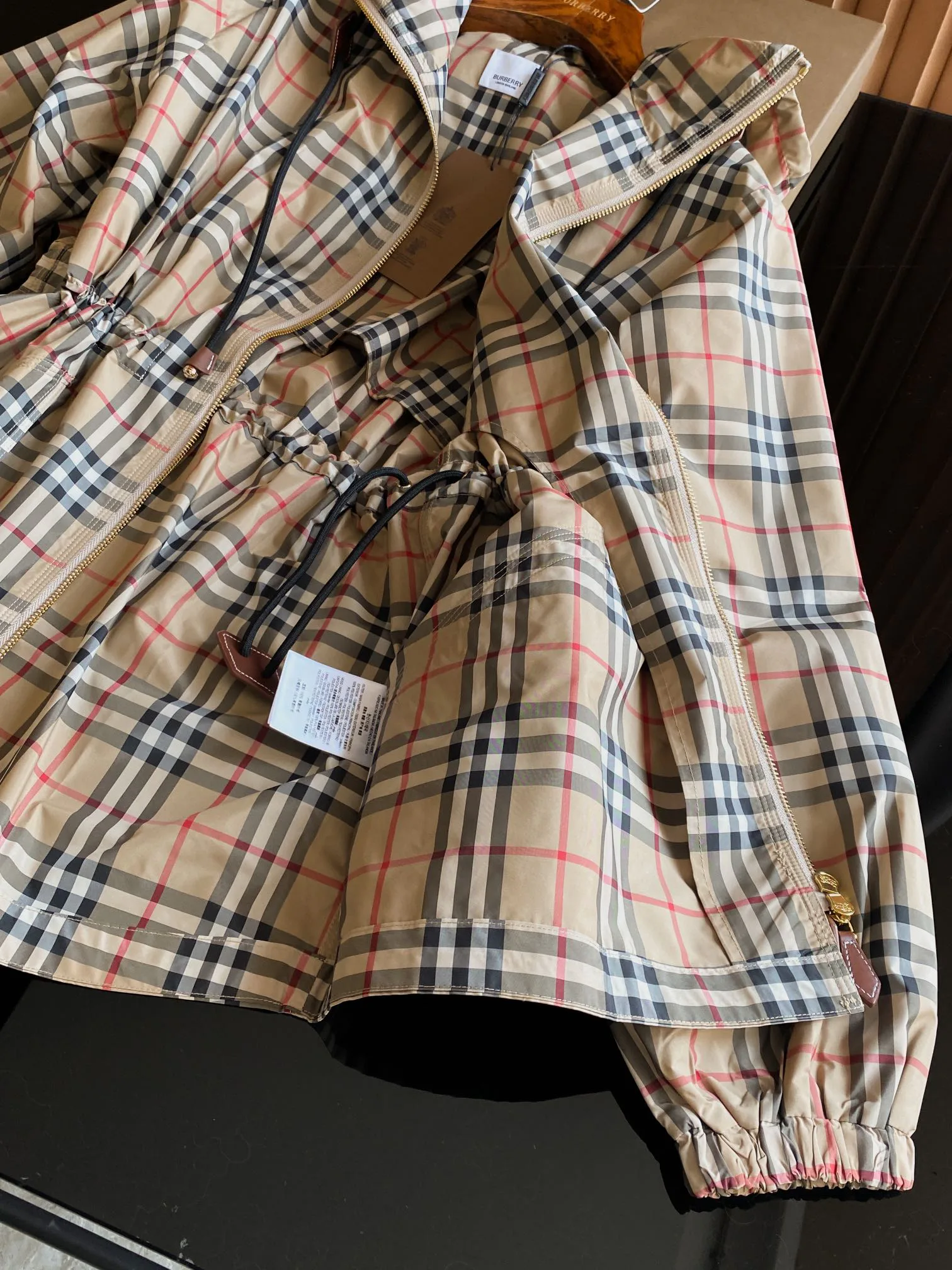 Куртки И Пуховики Женские Burberry 11862596
