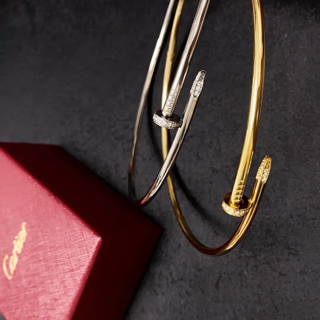 Бижутерия Cartier 19424