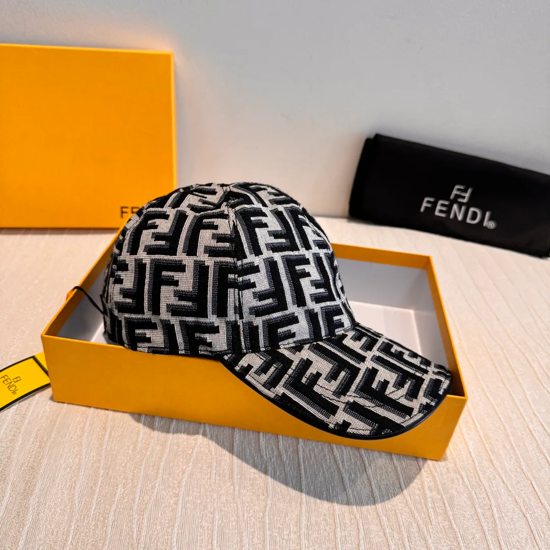 Головные Уборы Fendi 11055549