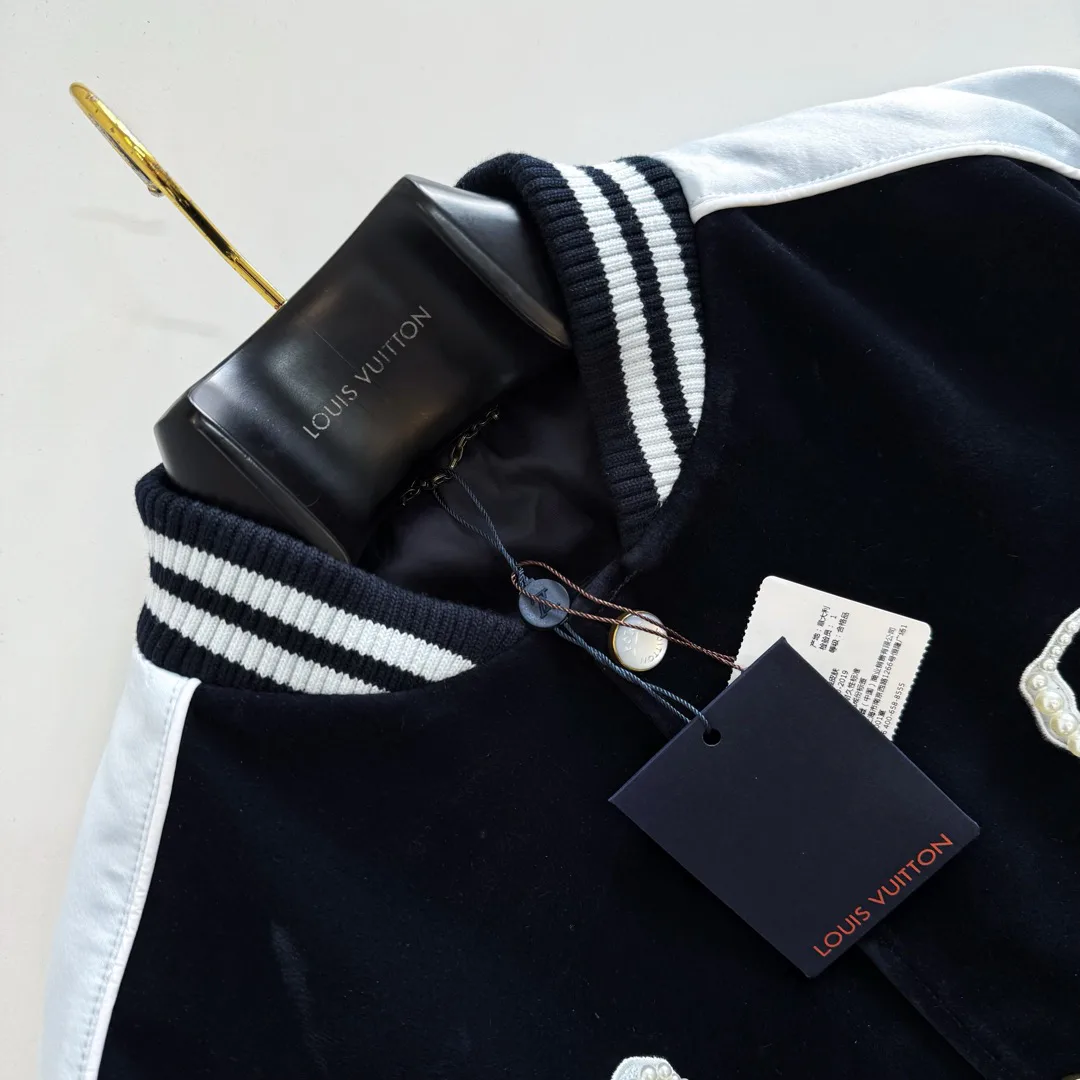 Куртки И Пуховики Мужские Louis Vuitton 5980