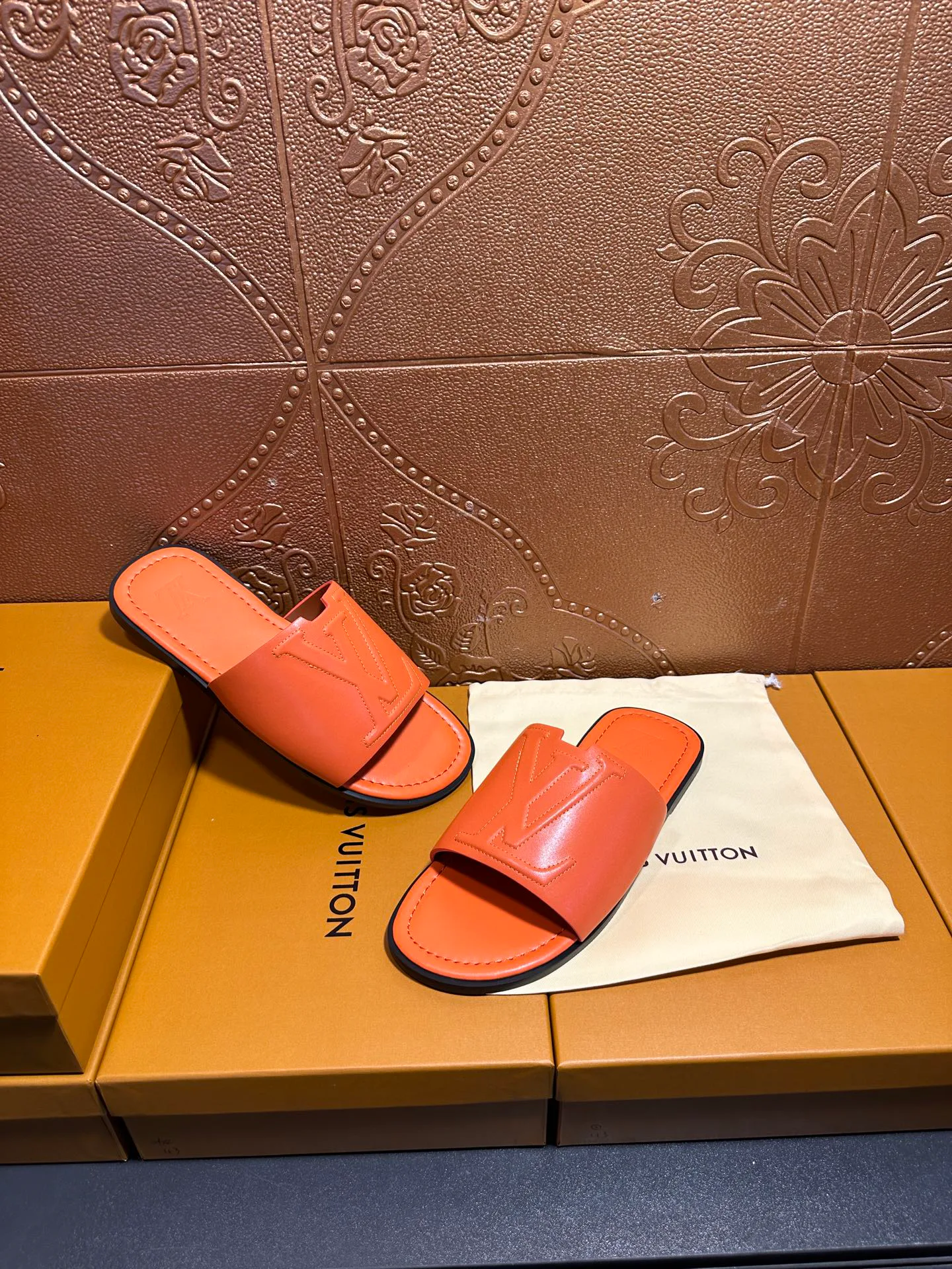 Шлепанцы Мужские Louis Vuitton 11488092