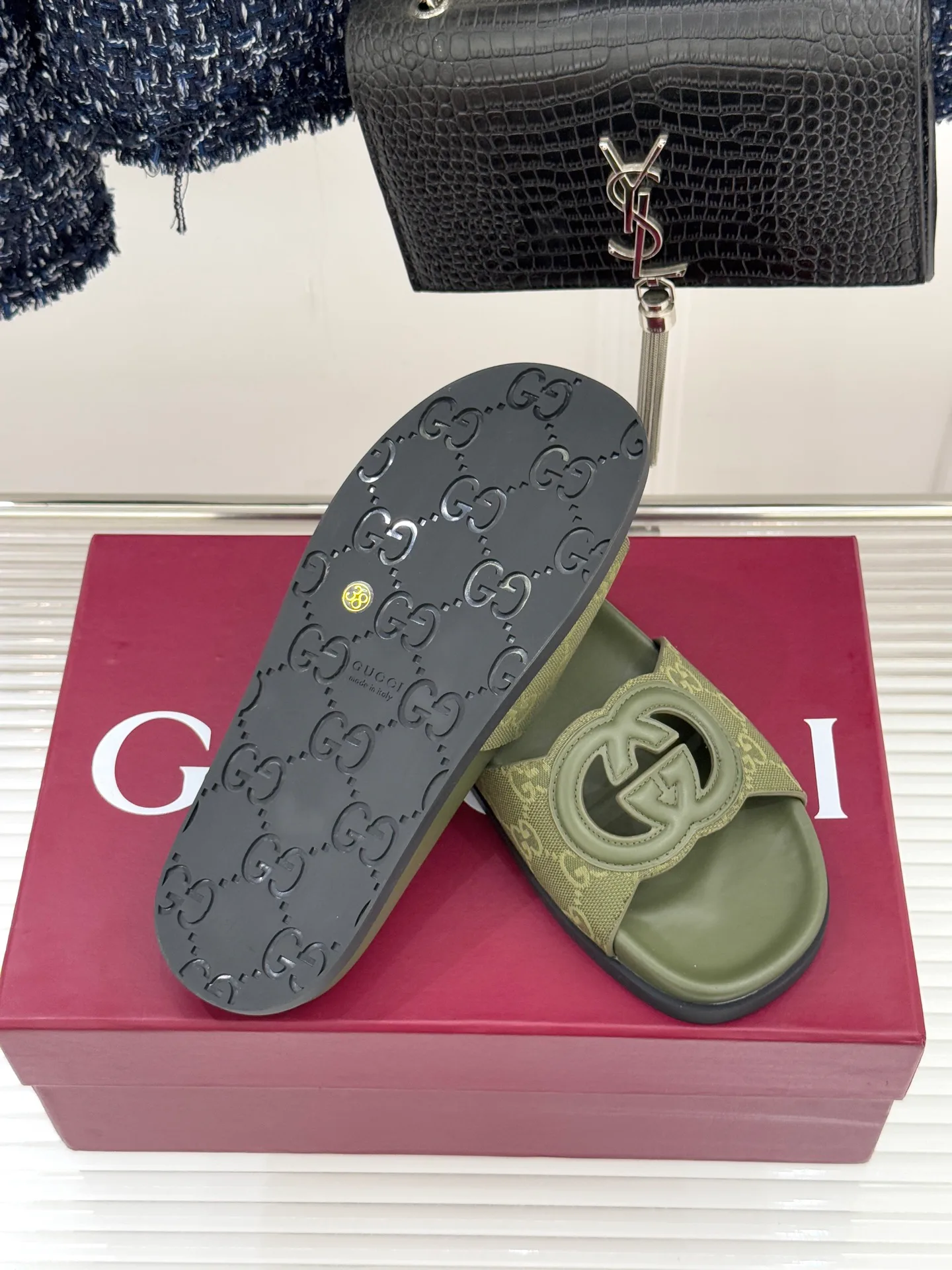 Шлепанцы Женские Gucci 4761376
