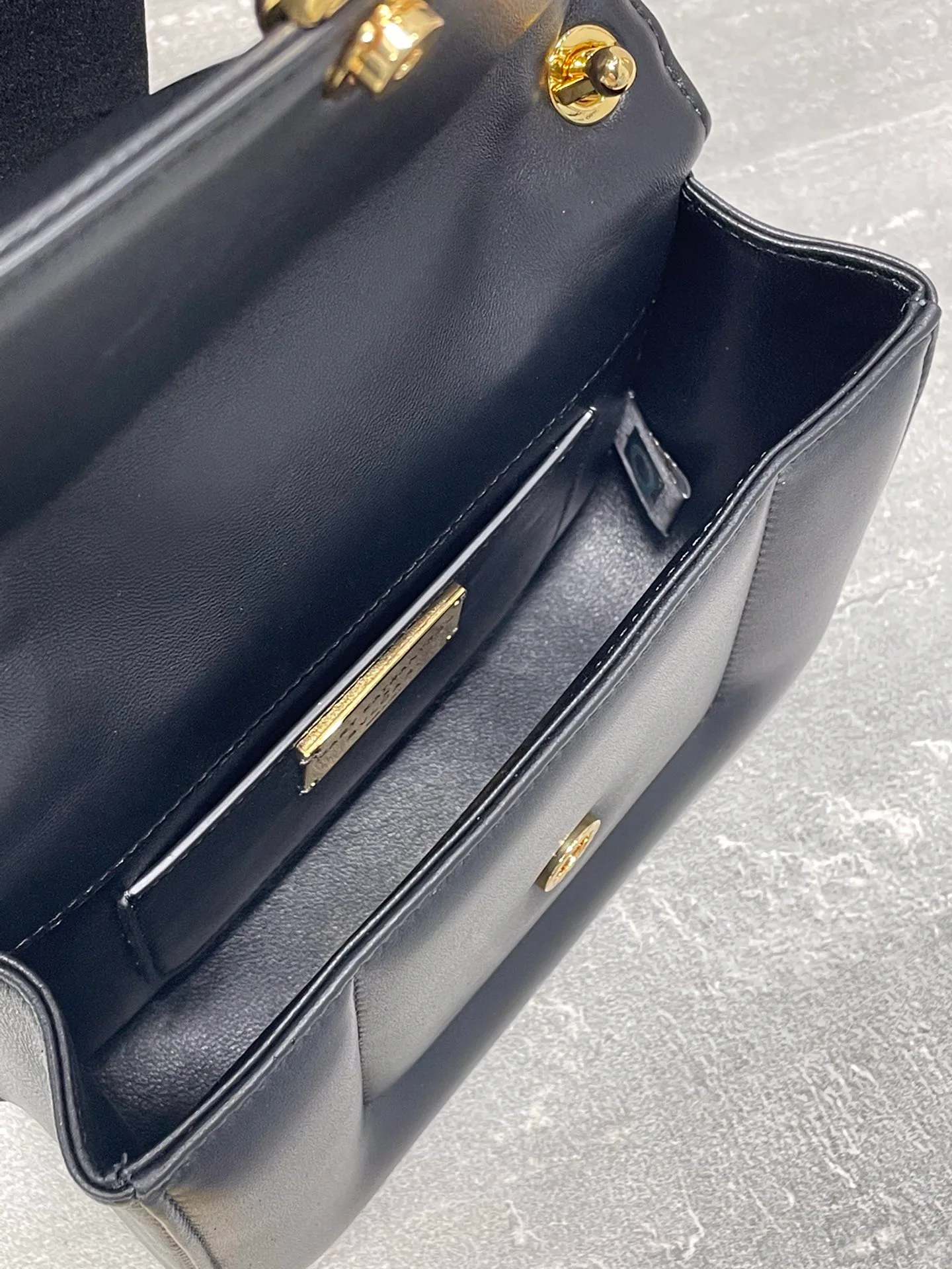 Классические Сумки Женские Bvlgari 5080423