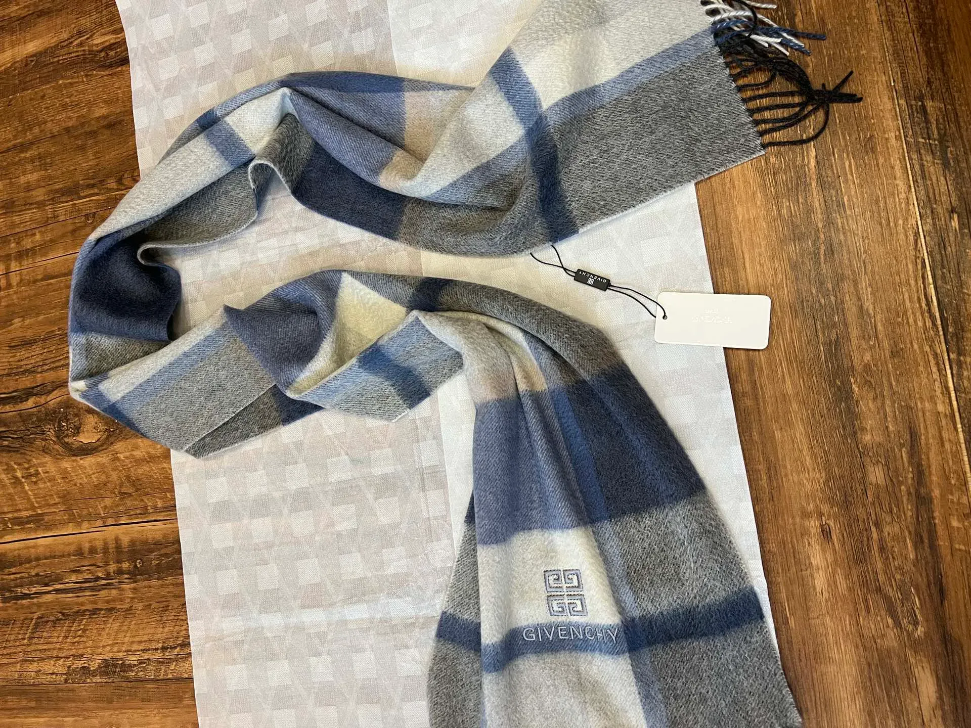 Шарфы Givenchy 87047