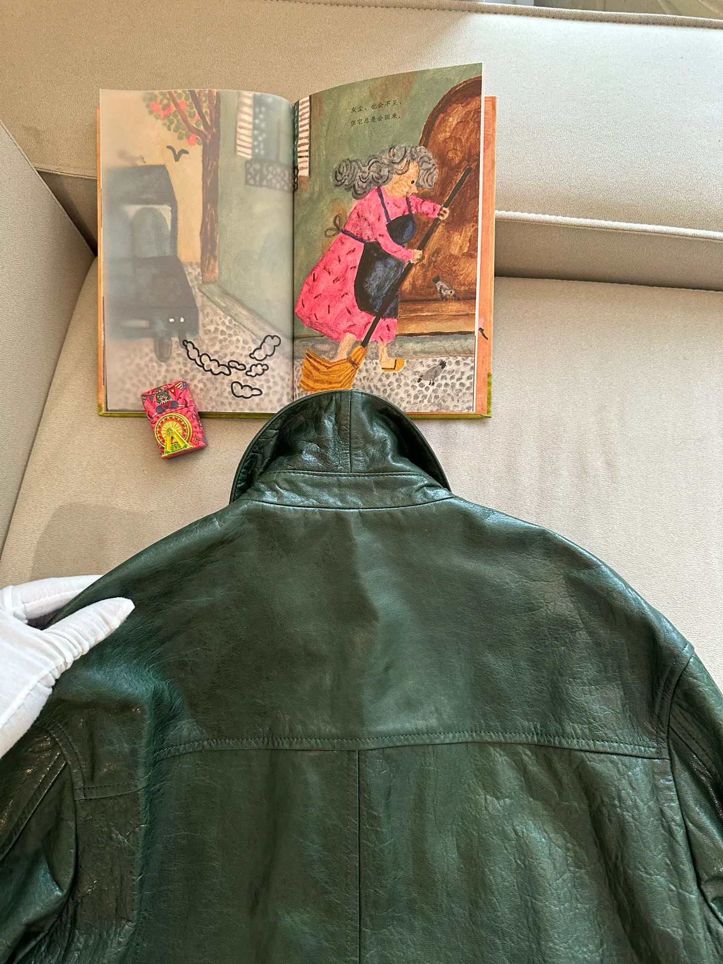 Кожаные Куртки И Дублёнки Женские Loewe 917947