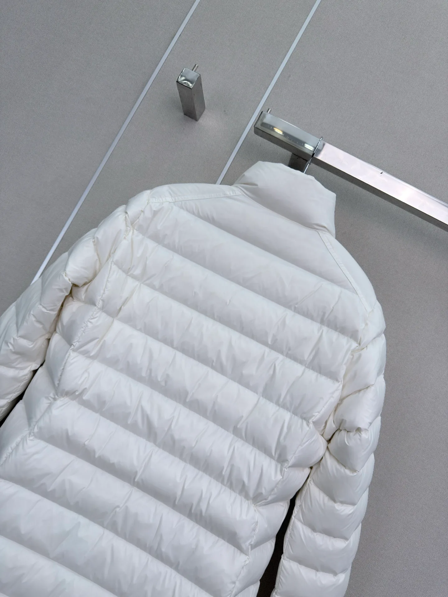 Куртки И Пуховики Женские Moncler 18609598