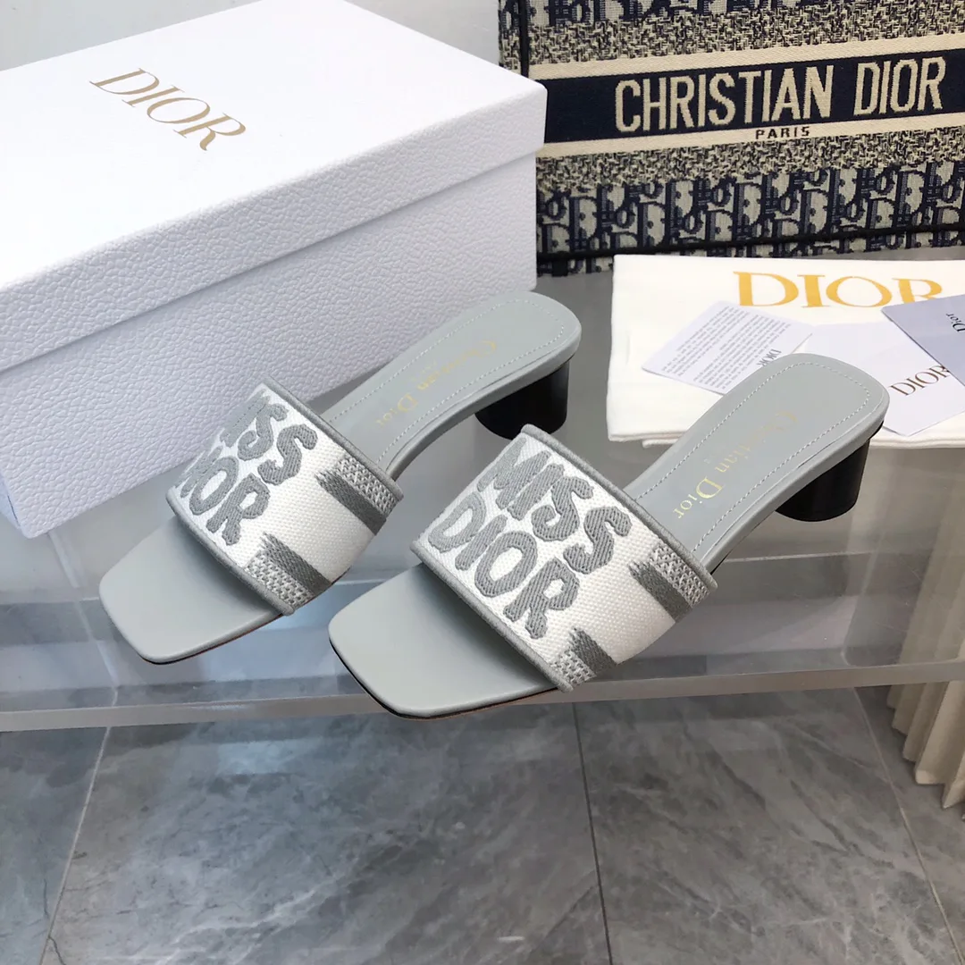 Босоножки Женские Christian Dior 18633982