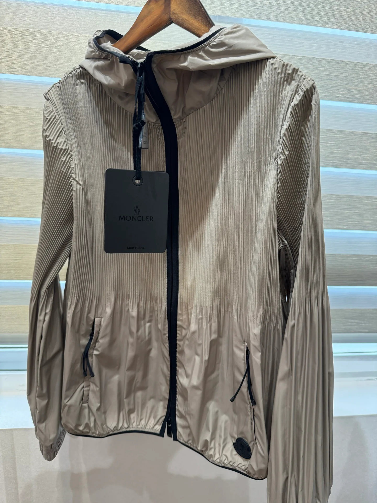 Куртки И Пуховики Женские Moncler 11882402