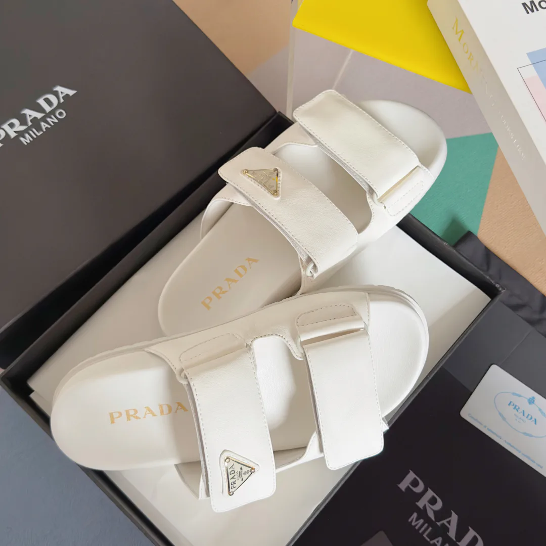 Шлепанцы Женские Prada 26308