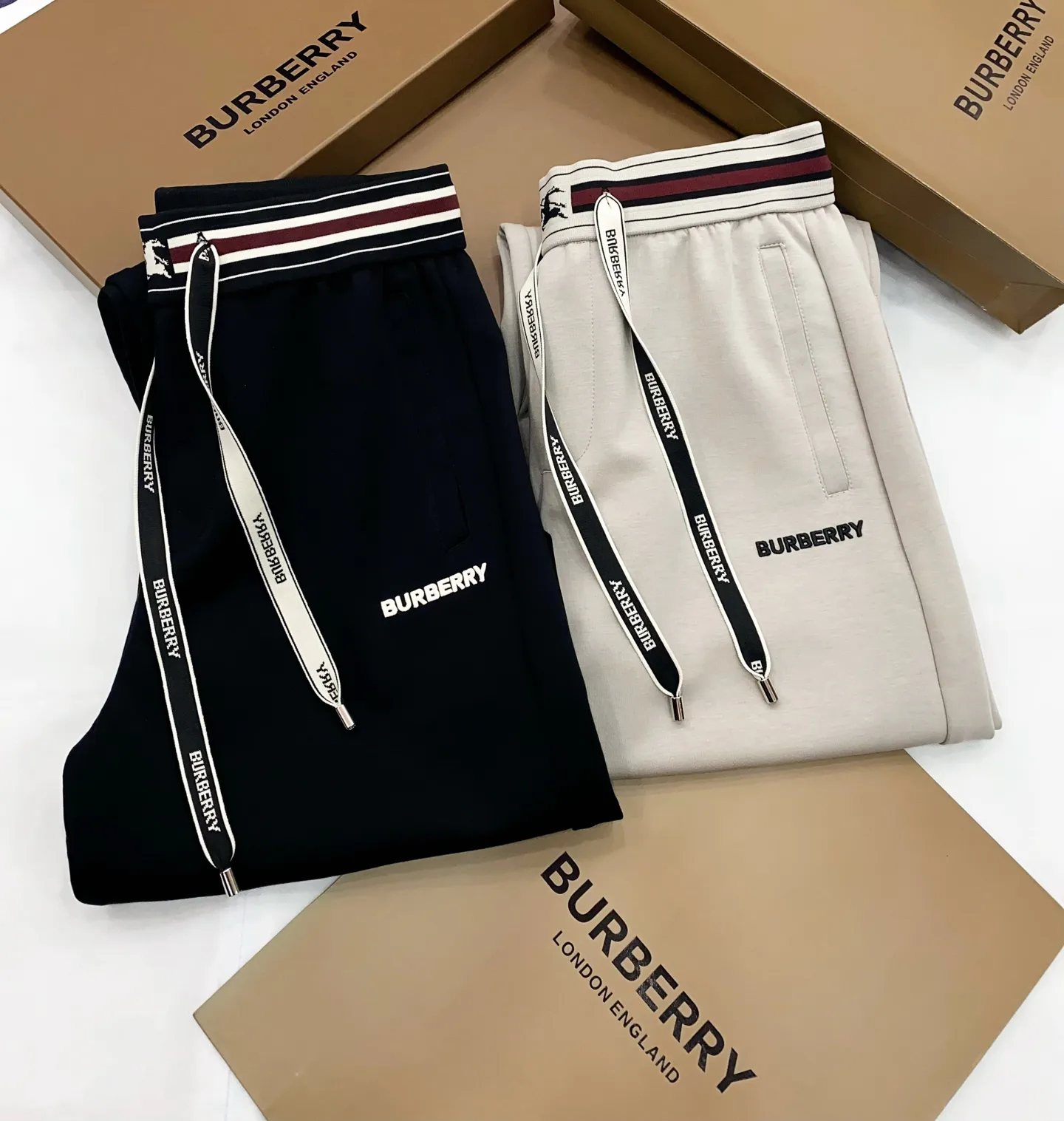 Брюки Мужские Burberry 13441680