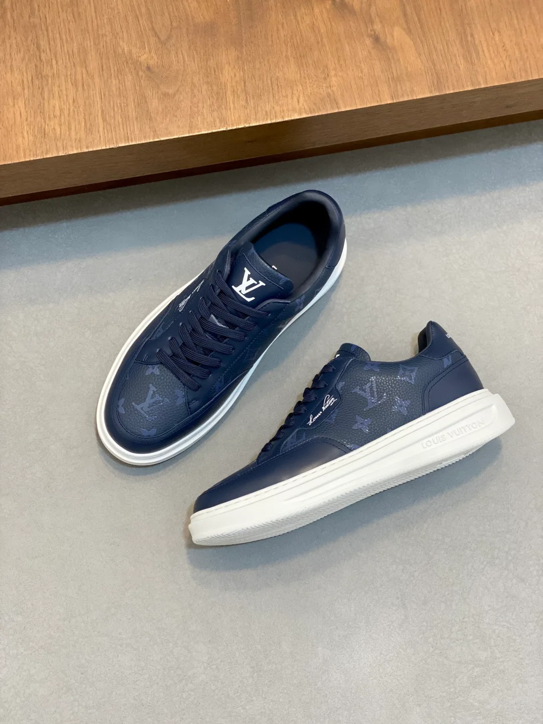 Кроссовки Мужские Louis Vuitton 1319114