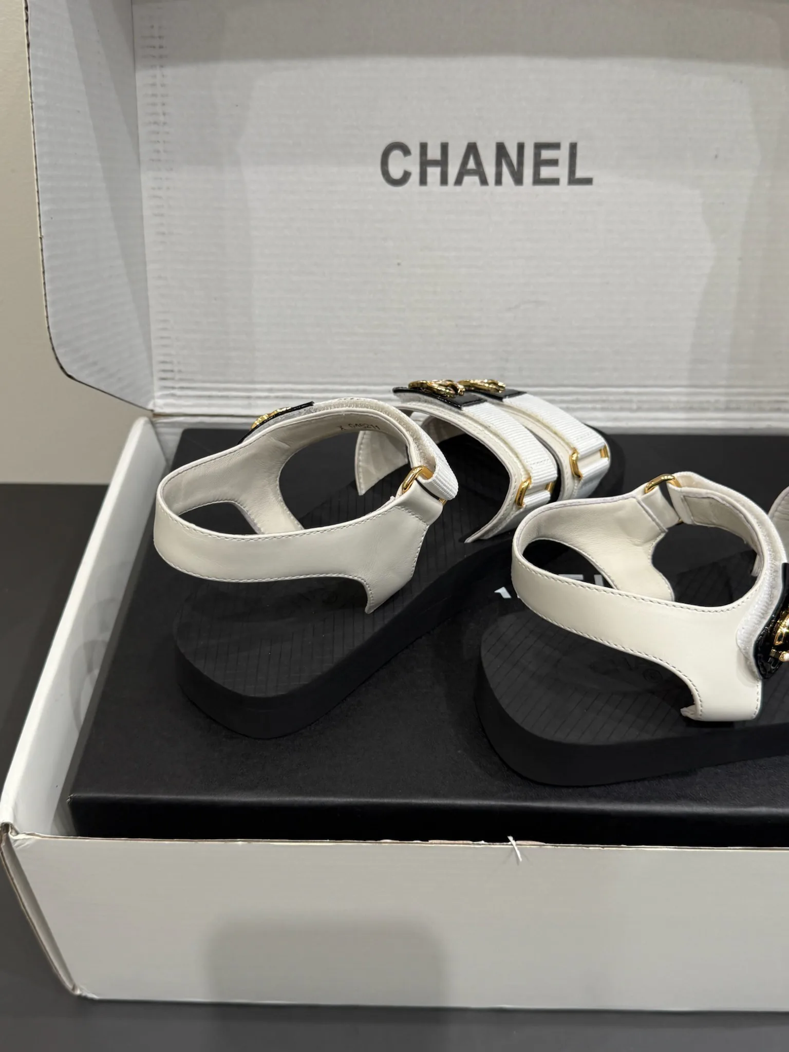 Босоножки Женские Chanel 18268847
