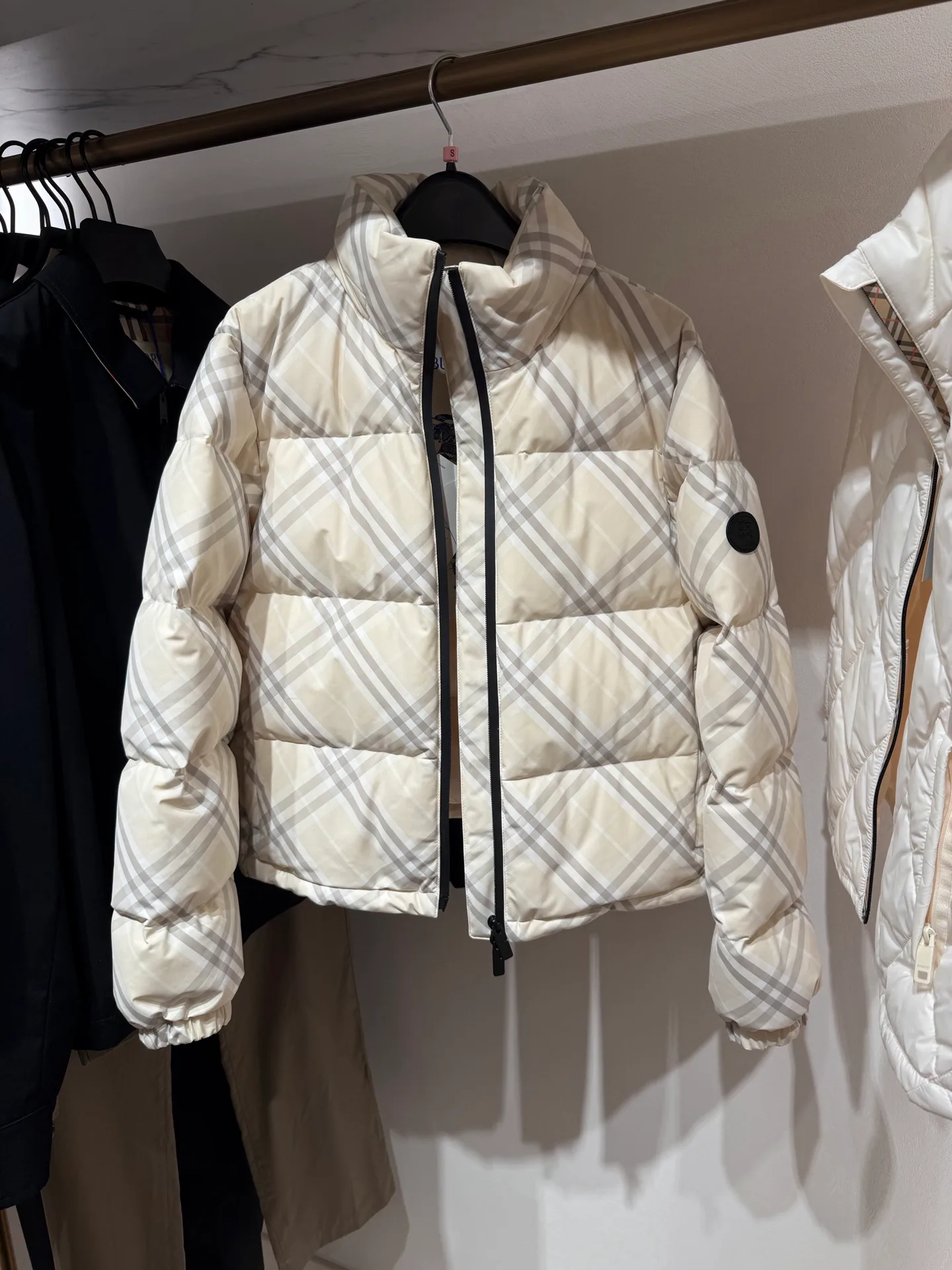 Куртки И Пуховики Женские Burberry 18391887