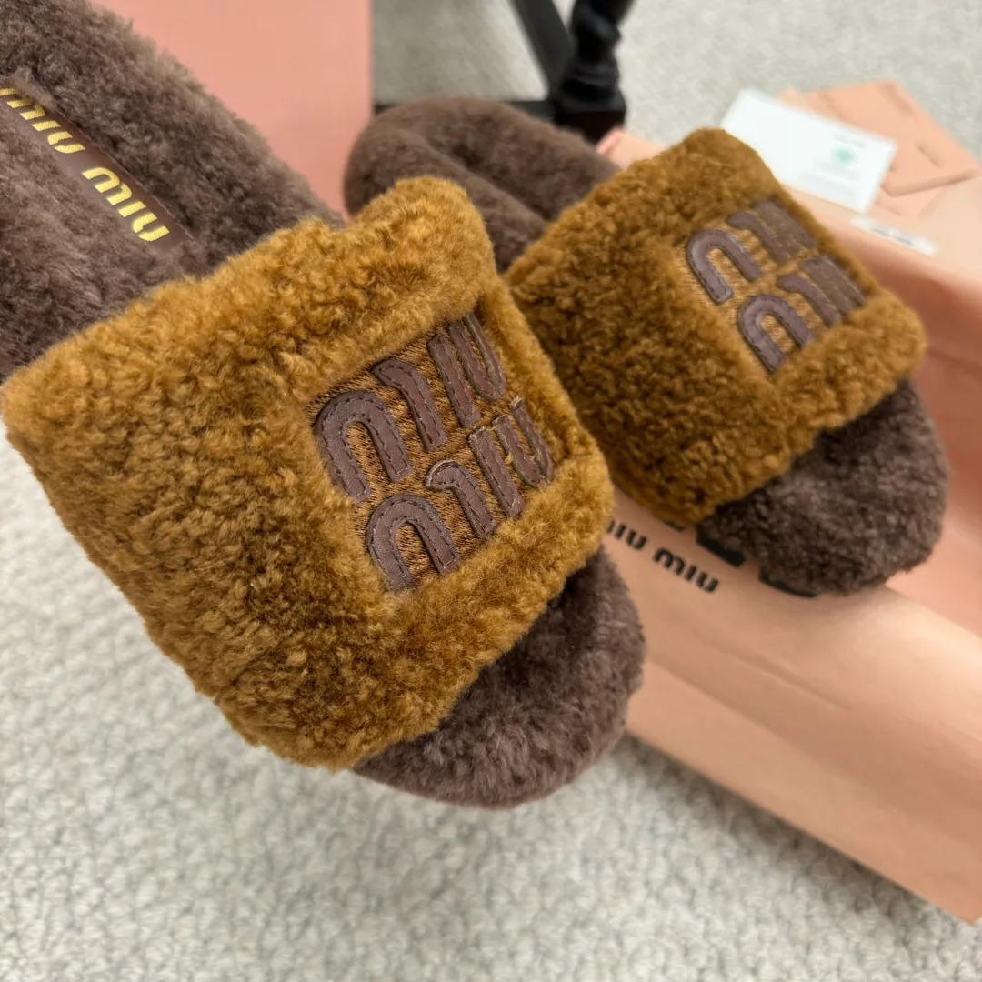 Тапочки Женские Miu Miu 18970649
