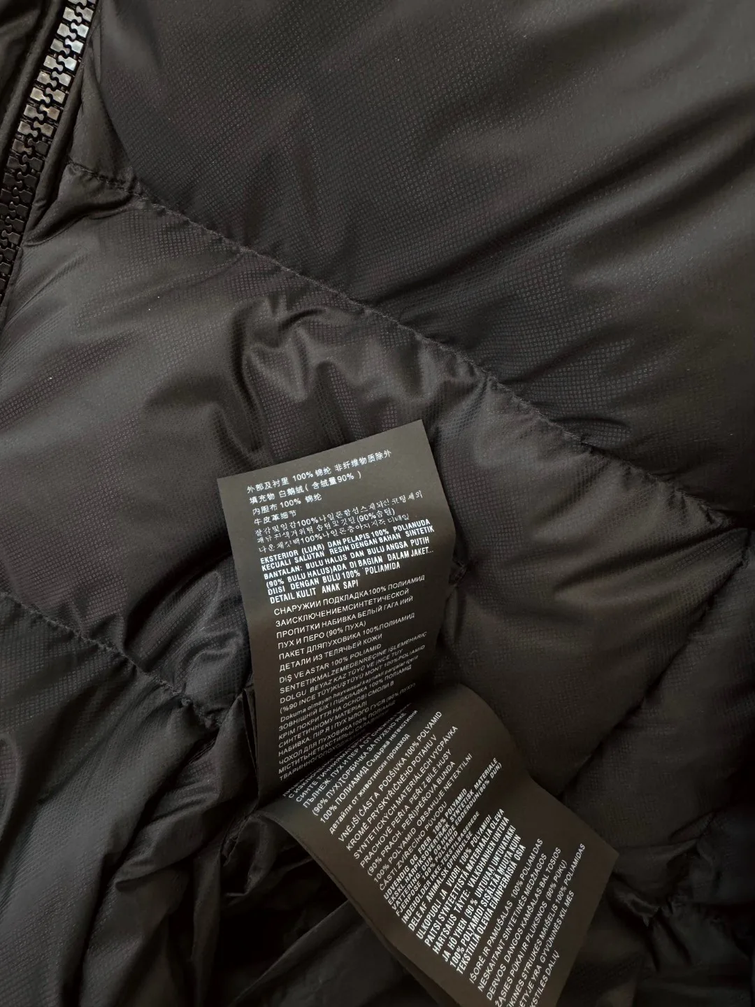Куртки И Пуховики Женские Prada 17910125