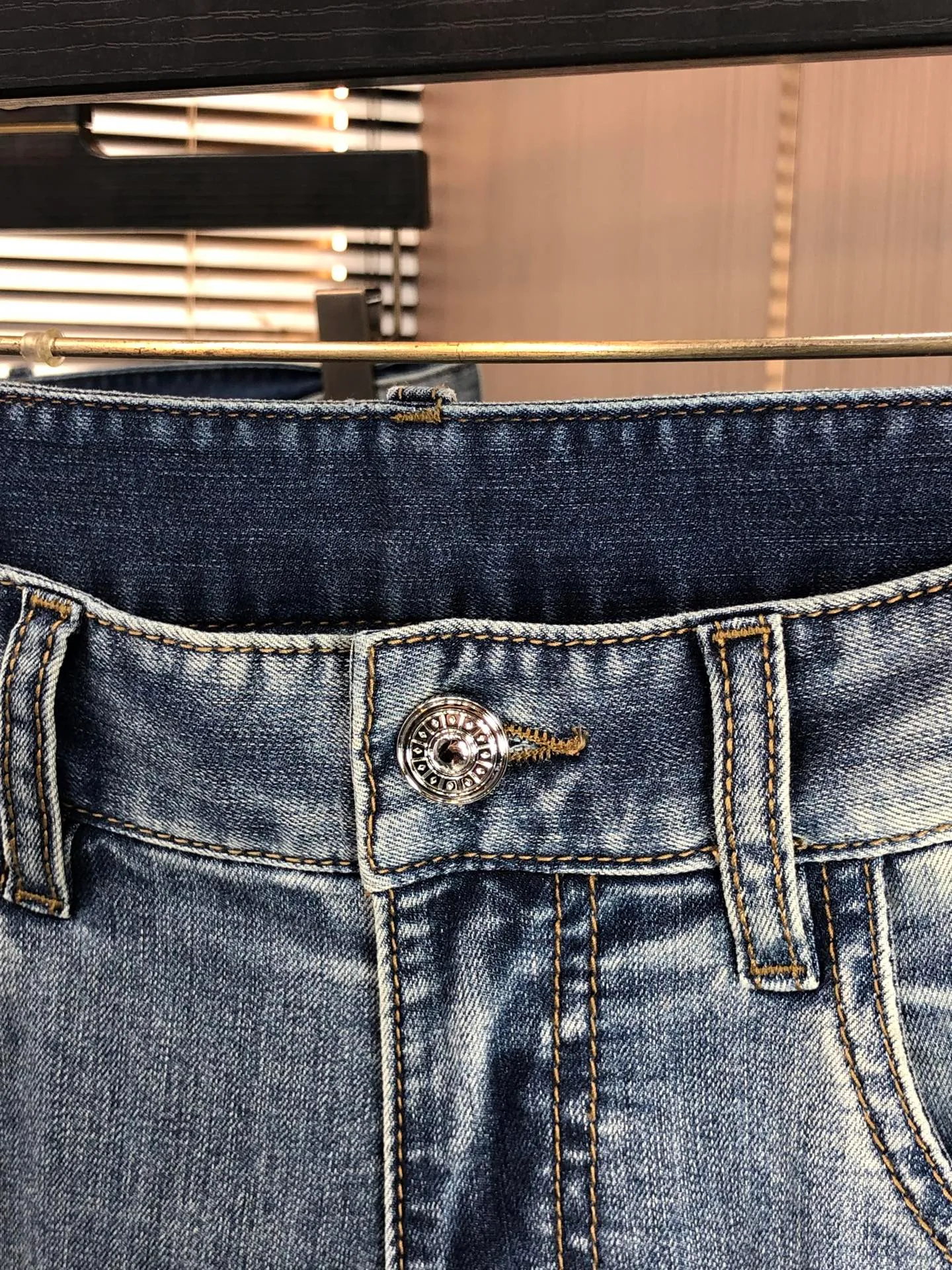 Джинсы Женские Miu Miu 10186845