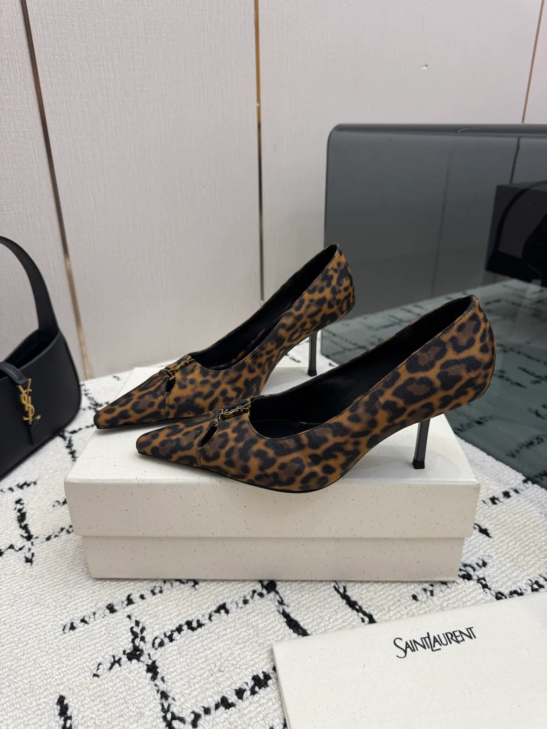 Туфли Женские Saint Laurent 18237778