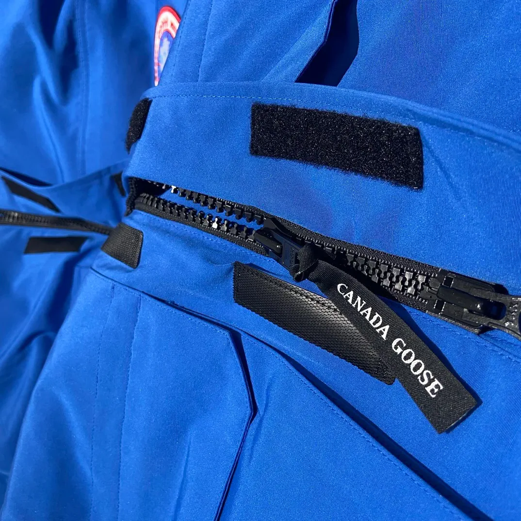 Куртки И Пуховики Женские Canada Goose 830229