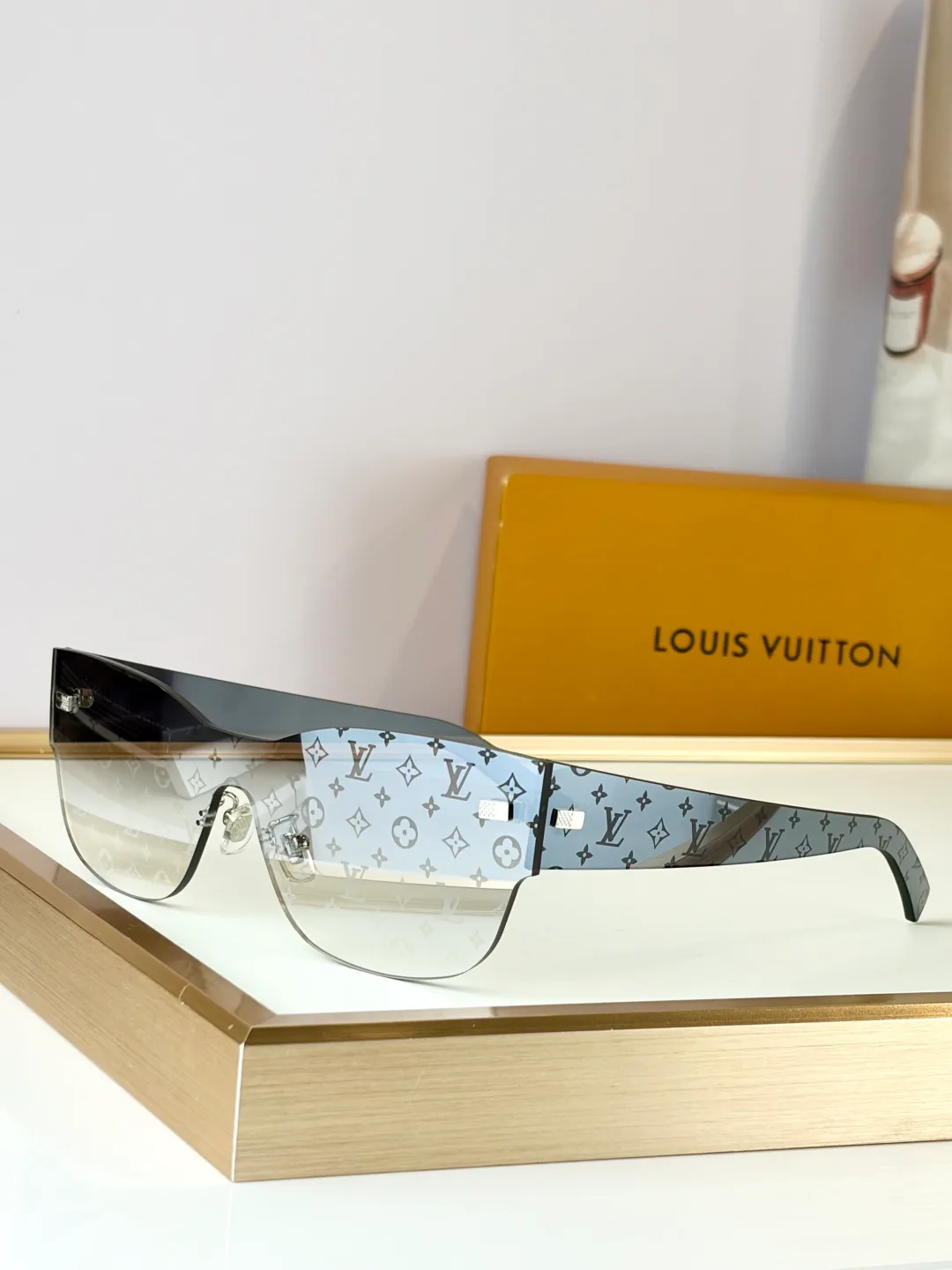 Очки Louis Vuitton 11562194