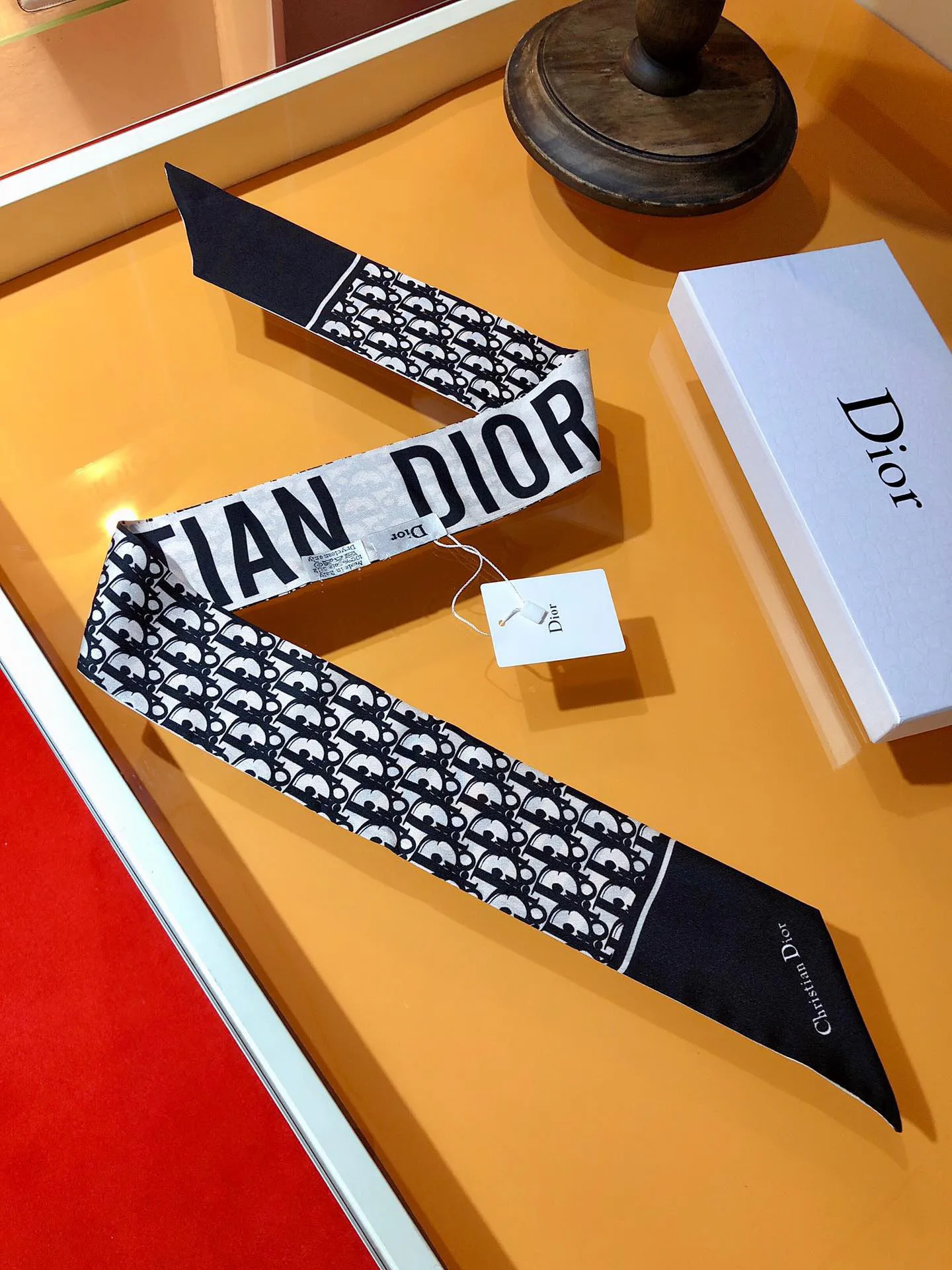 Платки Christian Dior 11882959