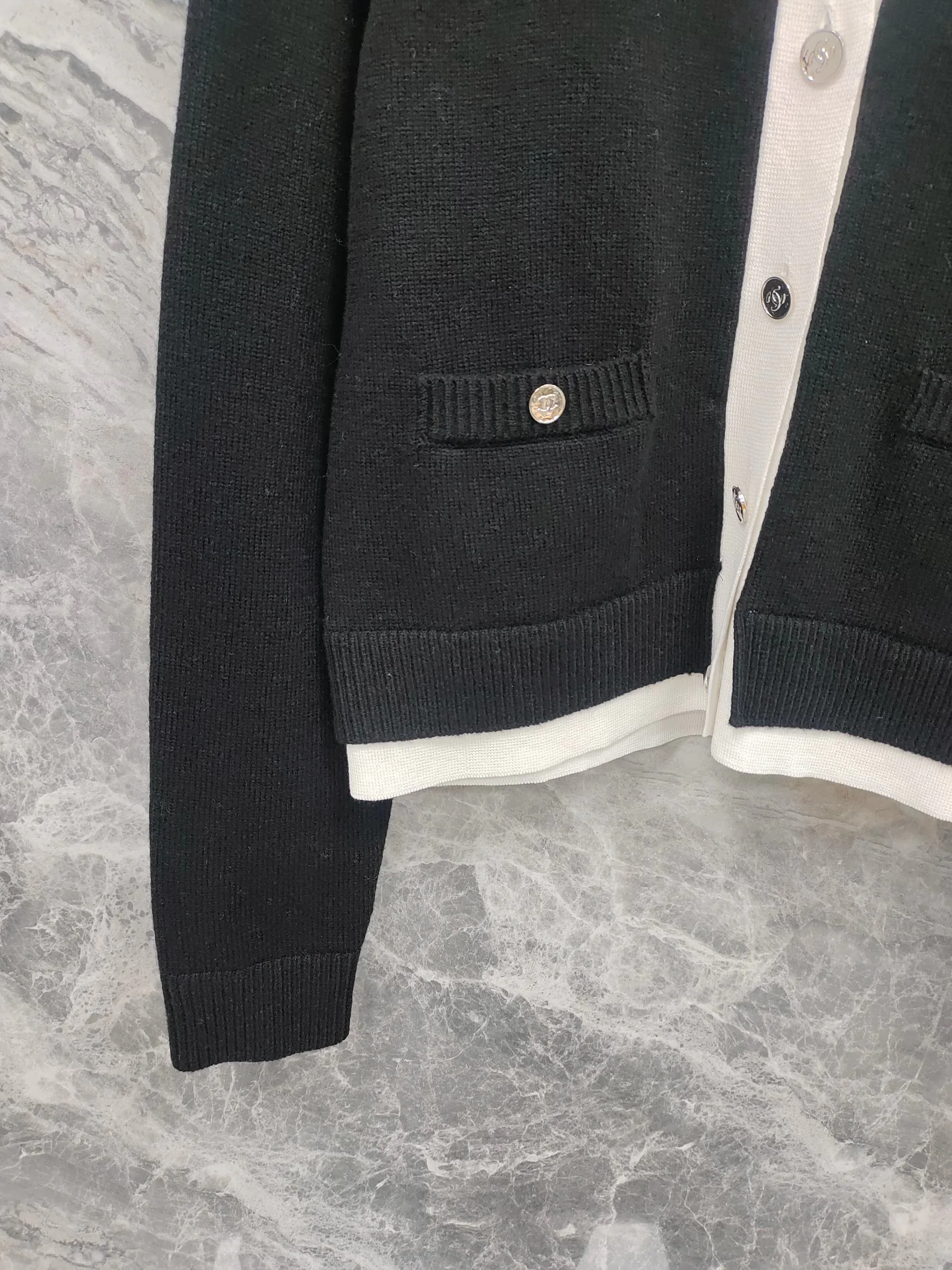Жакеты Женские Chanel 11550219