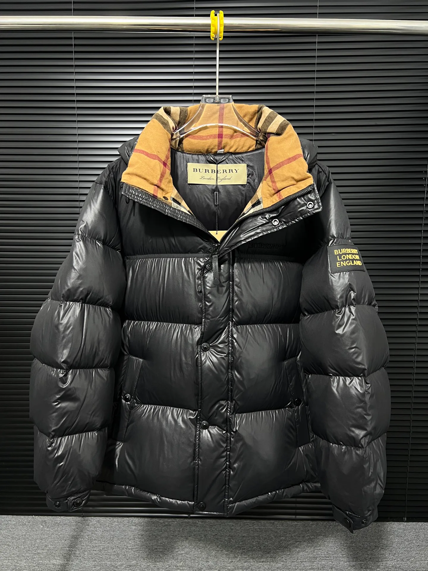 Куртки И Пуховики Женские Burberry 362639