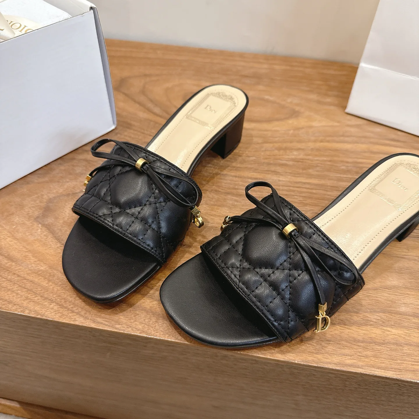 Босоножки Женские Christian Dior 13581838