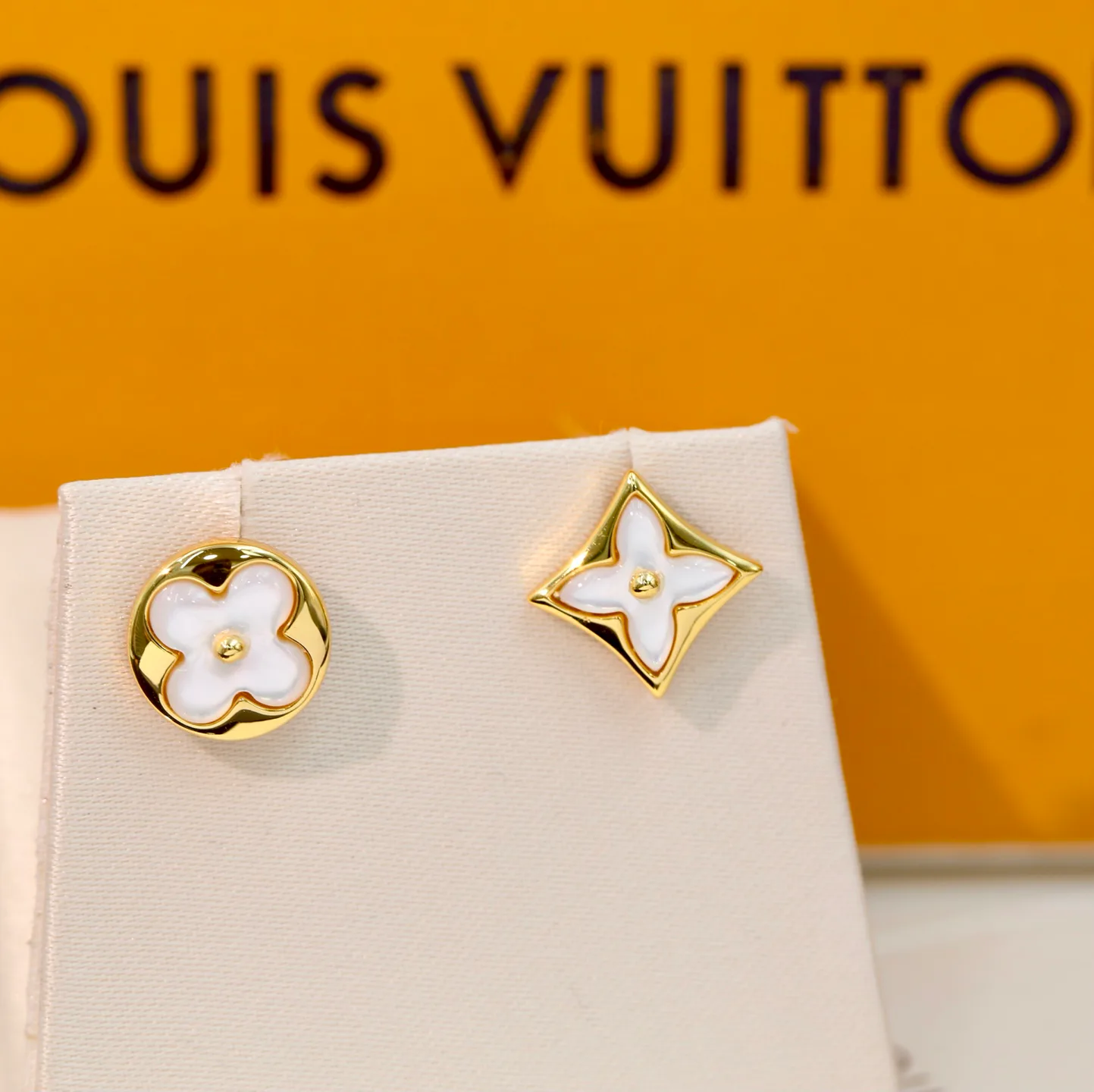Бижутерия Louis Vuitton 13554411