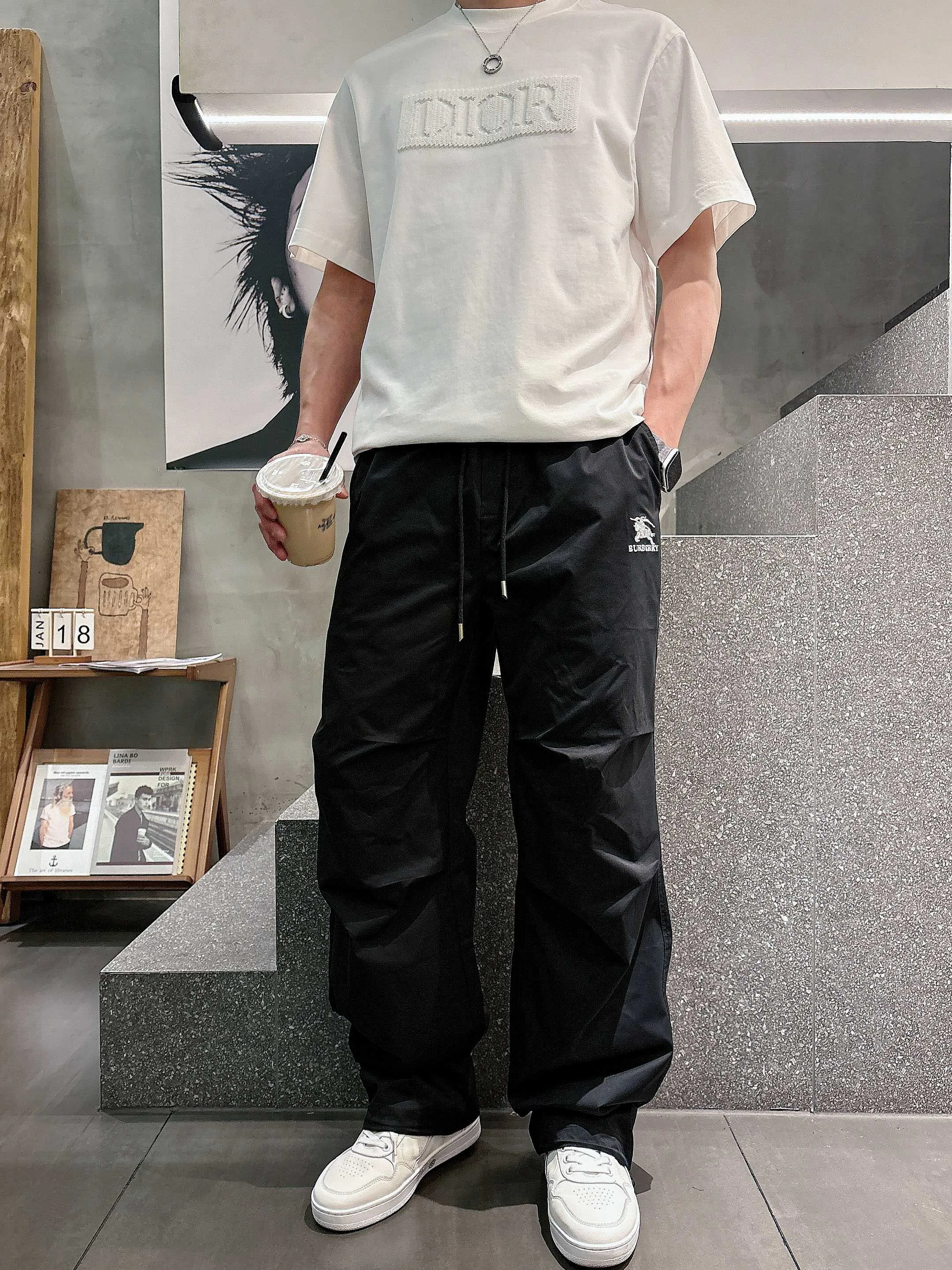 Брюки Мужские Burberry 13147772