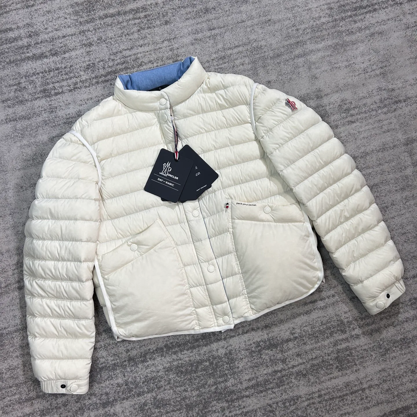Куртки И Пуховики Женские Moncler 18255172