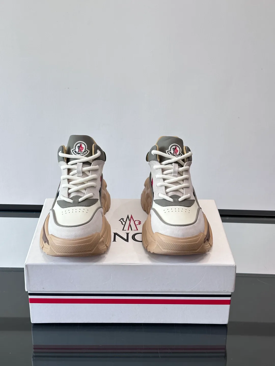 Кроссовки Женские Moncler 241857