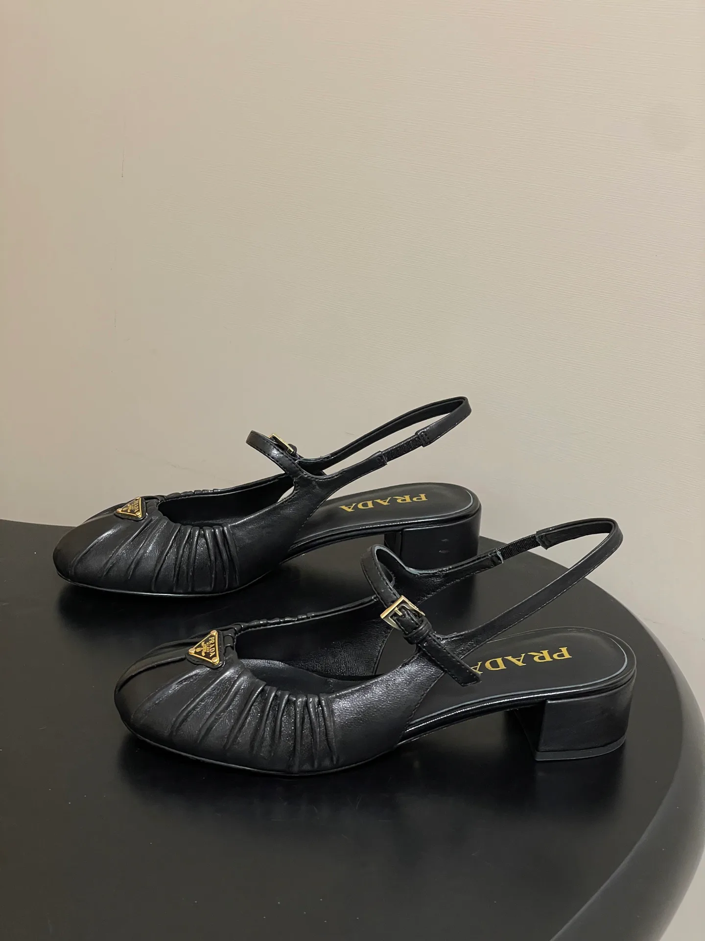 Босоножки Женские Prada 18492542