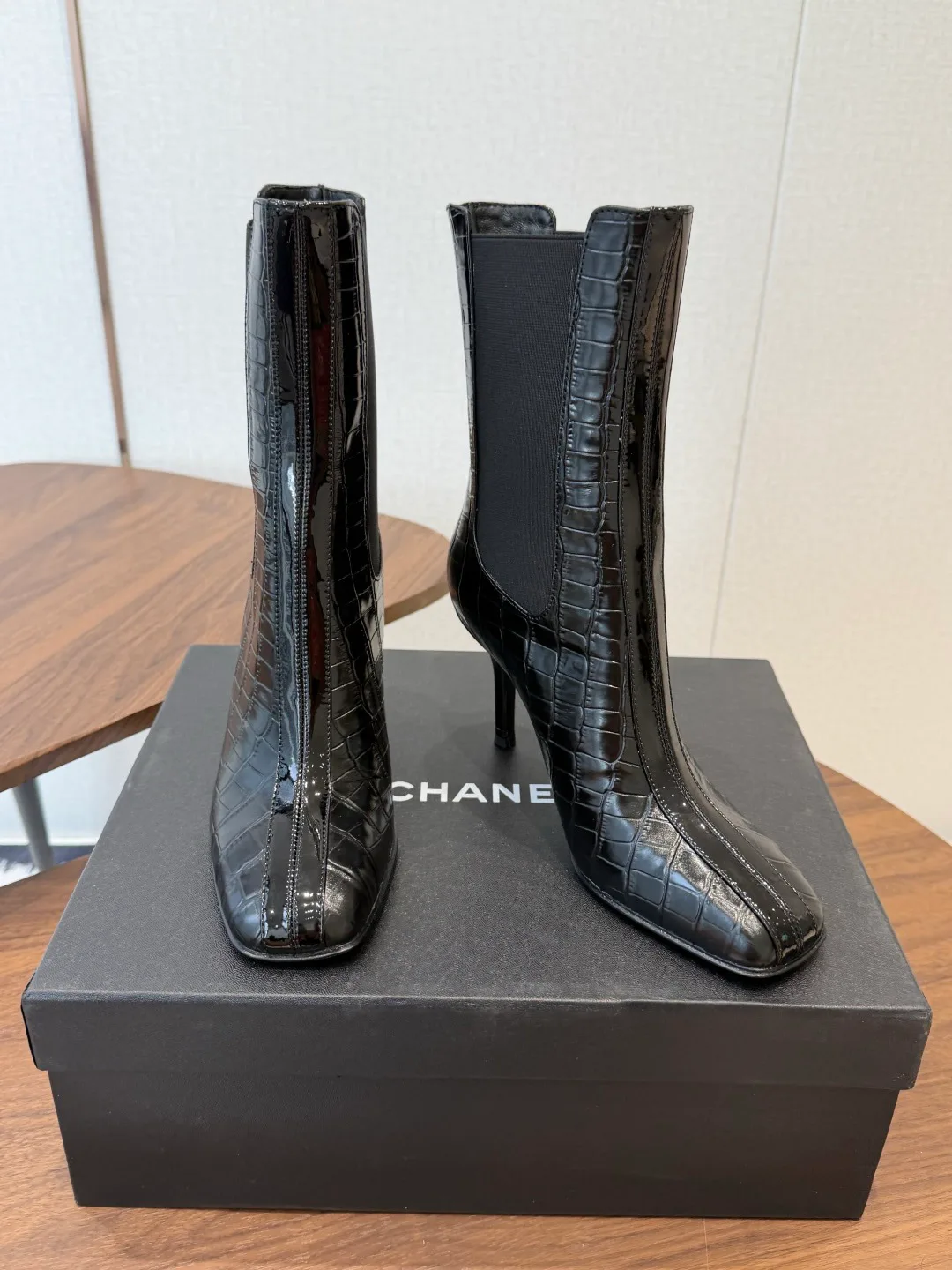 Сапоги Женские Chanel 18182760