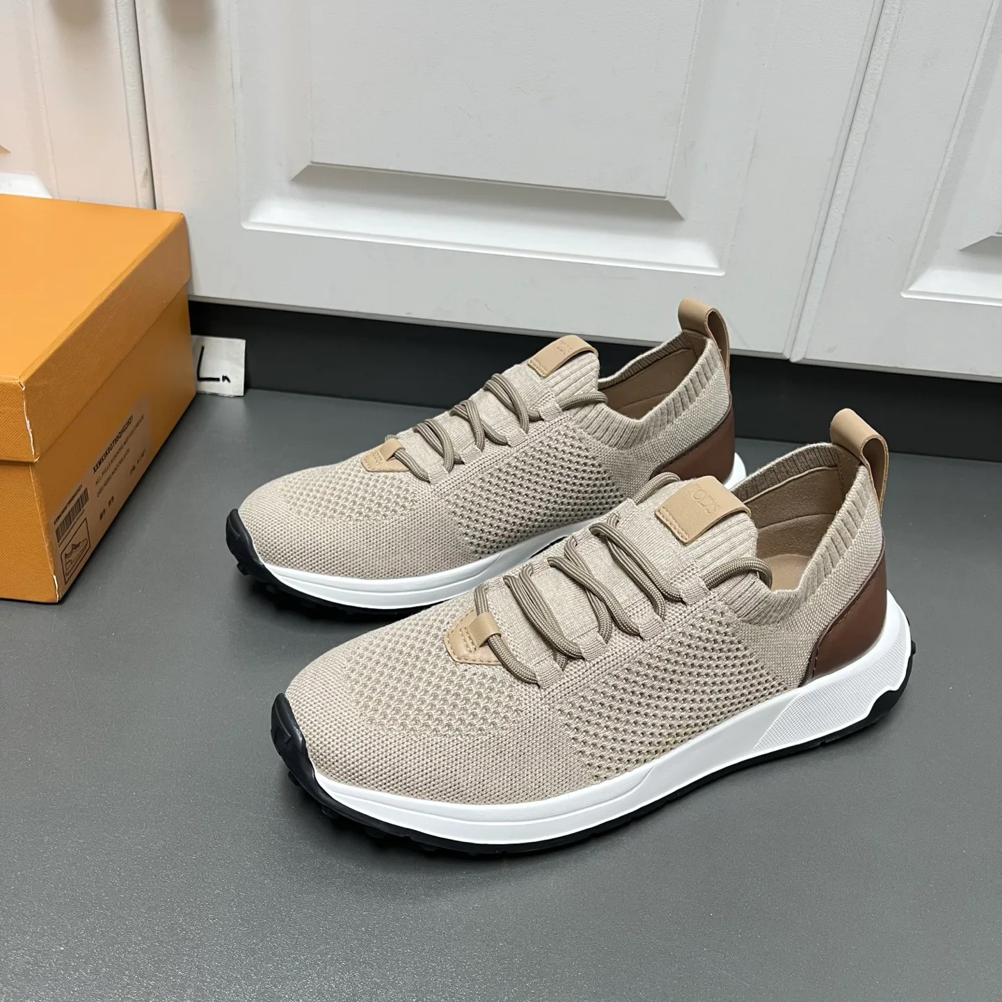 Кроссовки Мужские Tod's 18500213