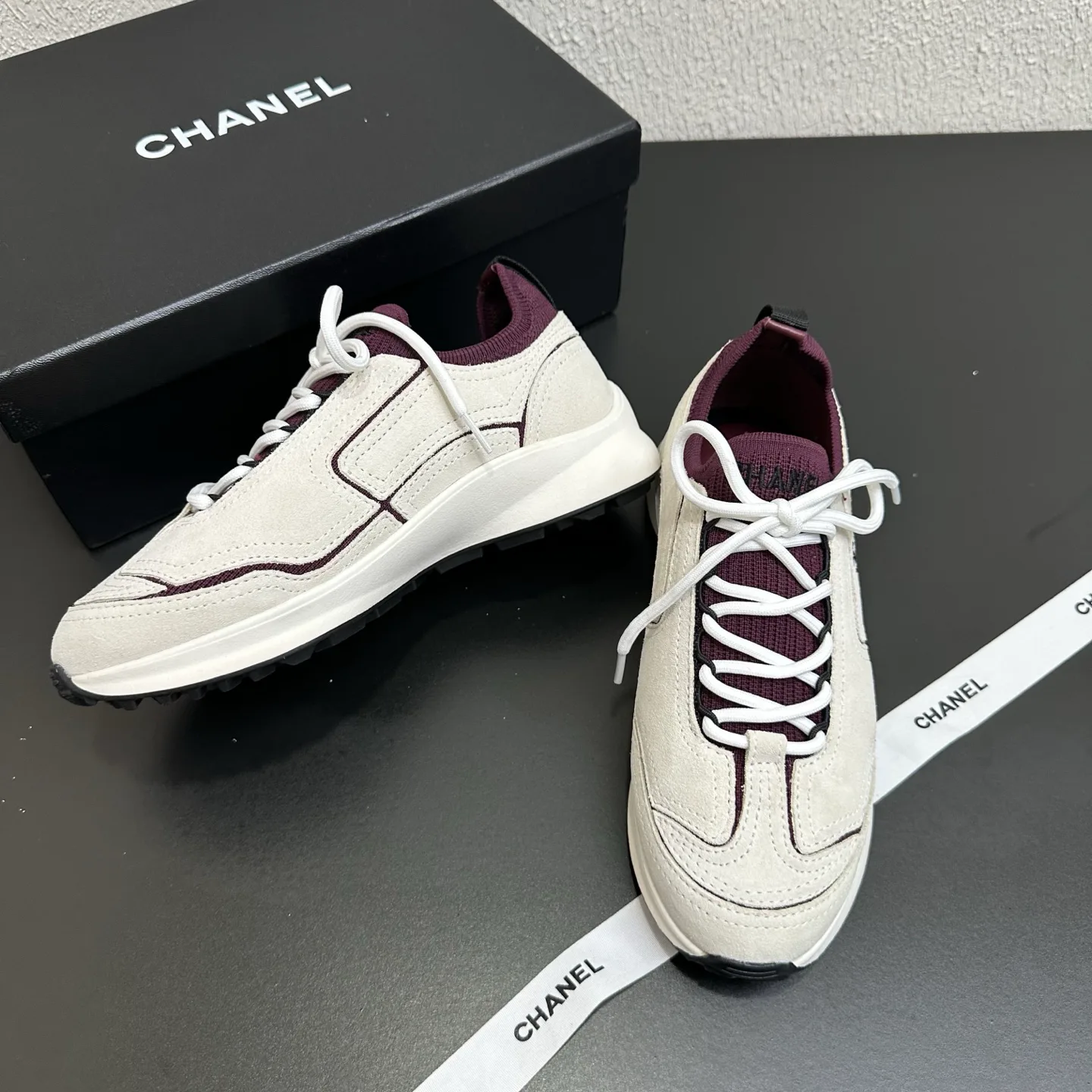 Кроссовки Женские Chanel 17934450