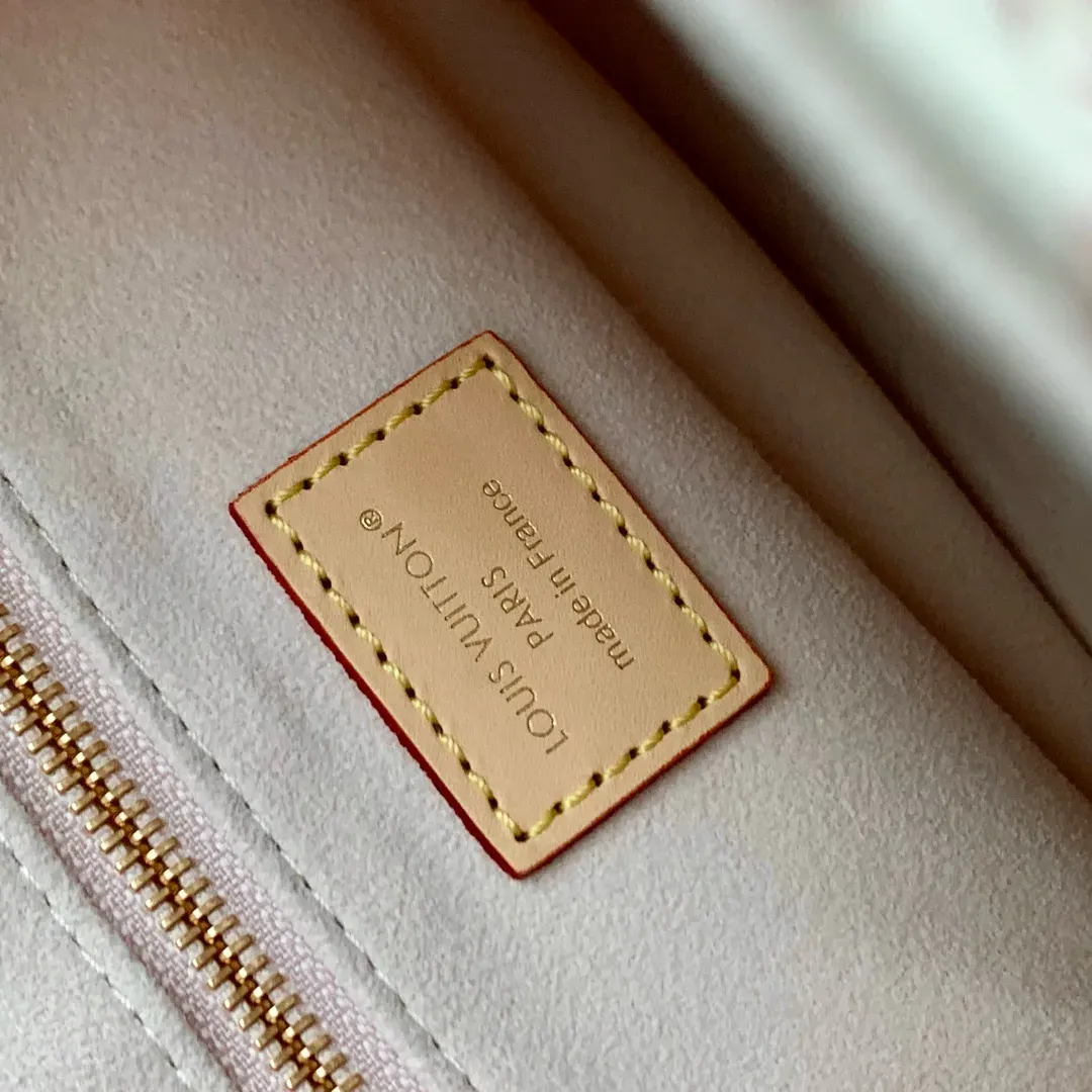 Сумки На Ремне Женские Louis Vuitton 90222