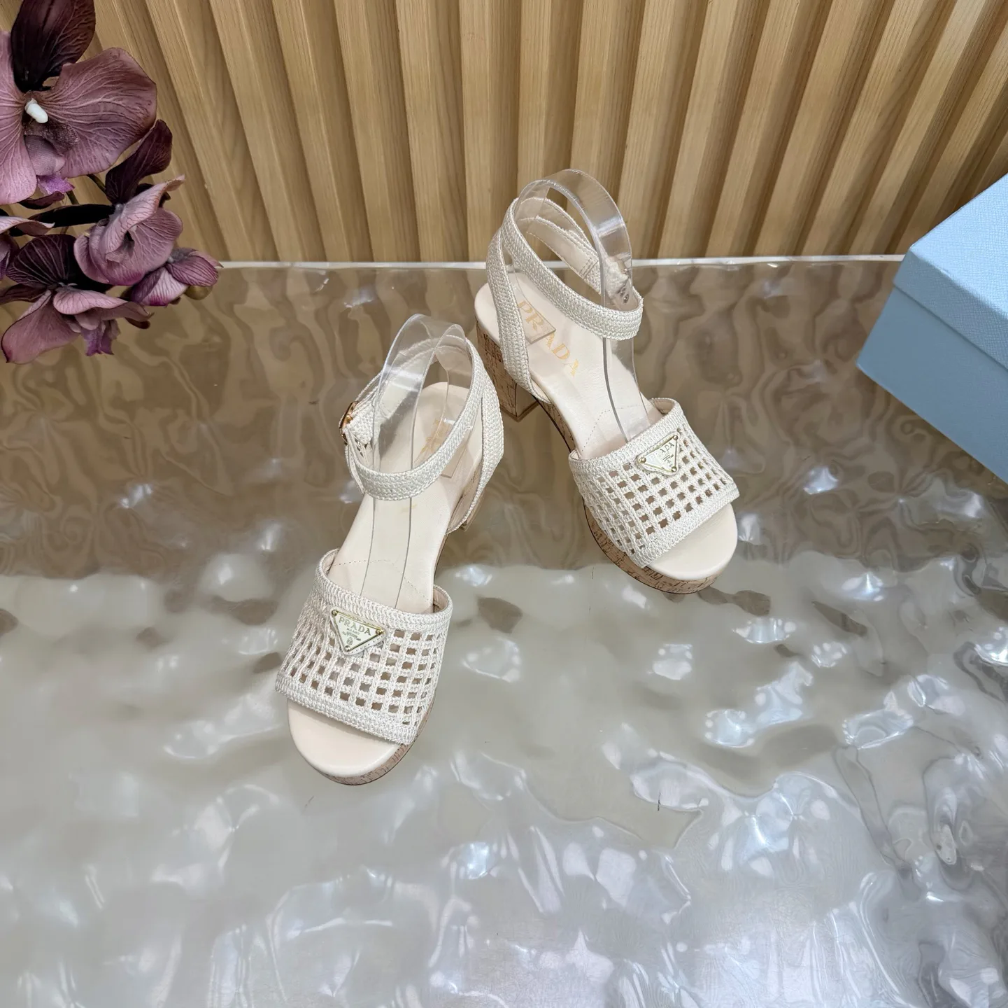 Босоножки Женские Prada 17757715