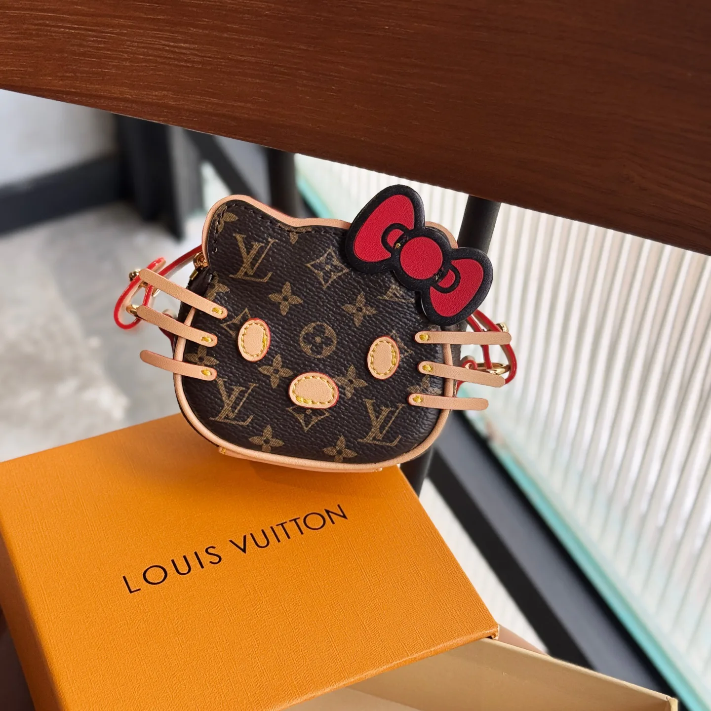 Сумки На Ремне Женские Louis Vuitton 1256000