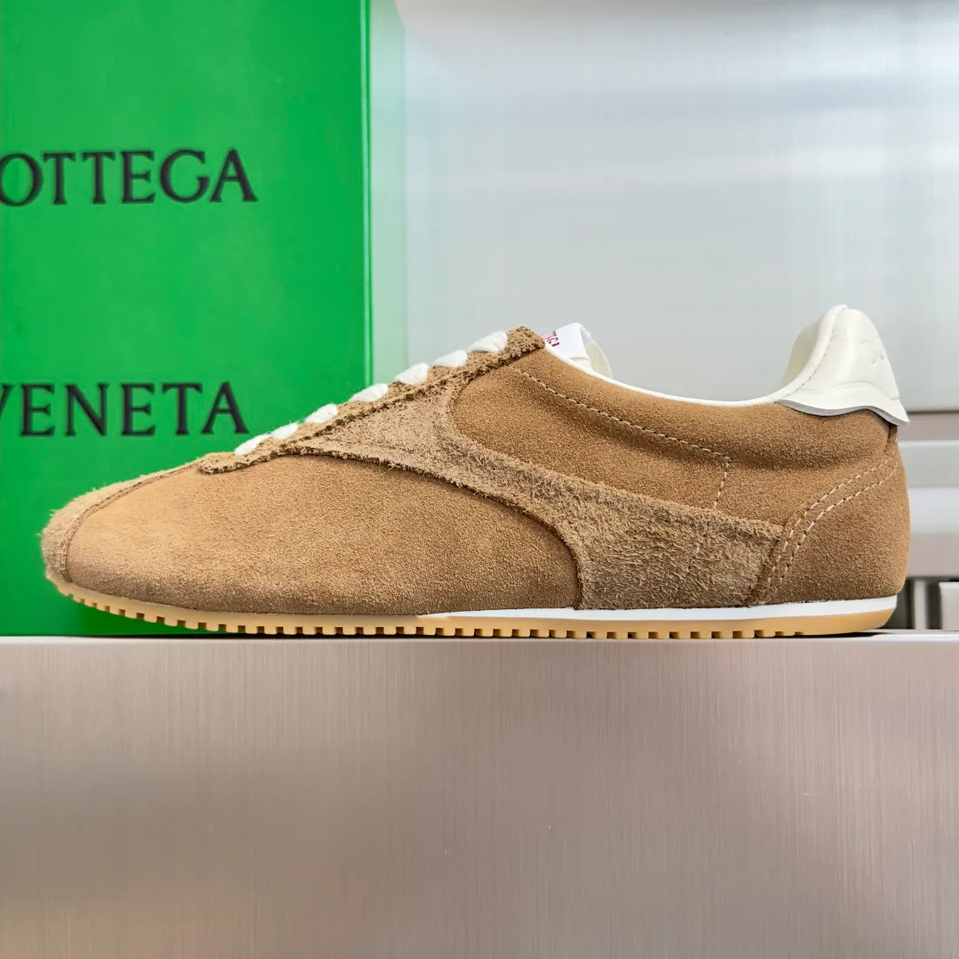 Кроссовки Женские Bottega Veneta 17910640