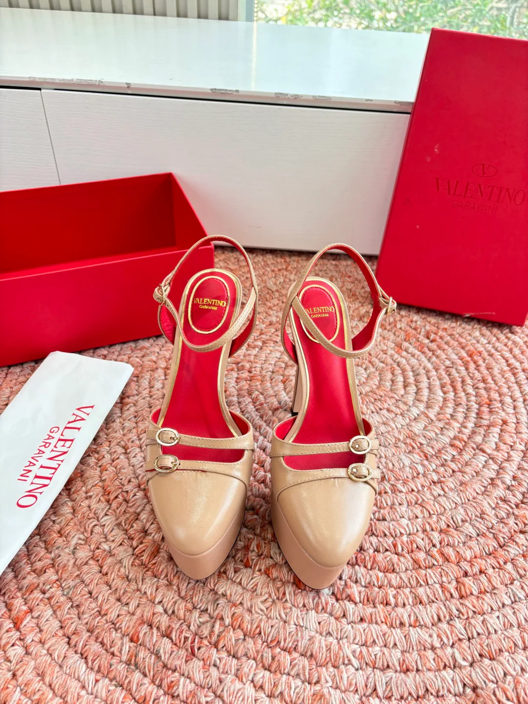 Босоножки Женские Valentino 11479966