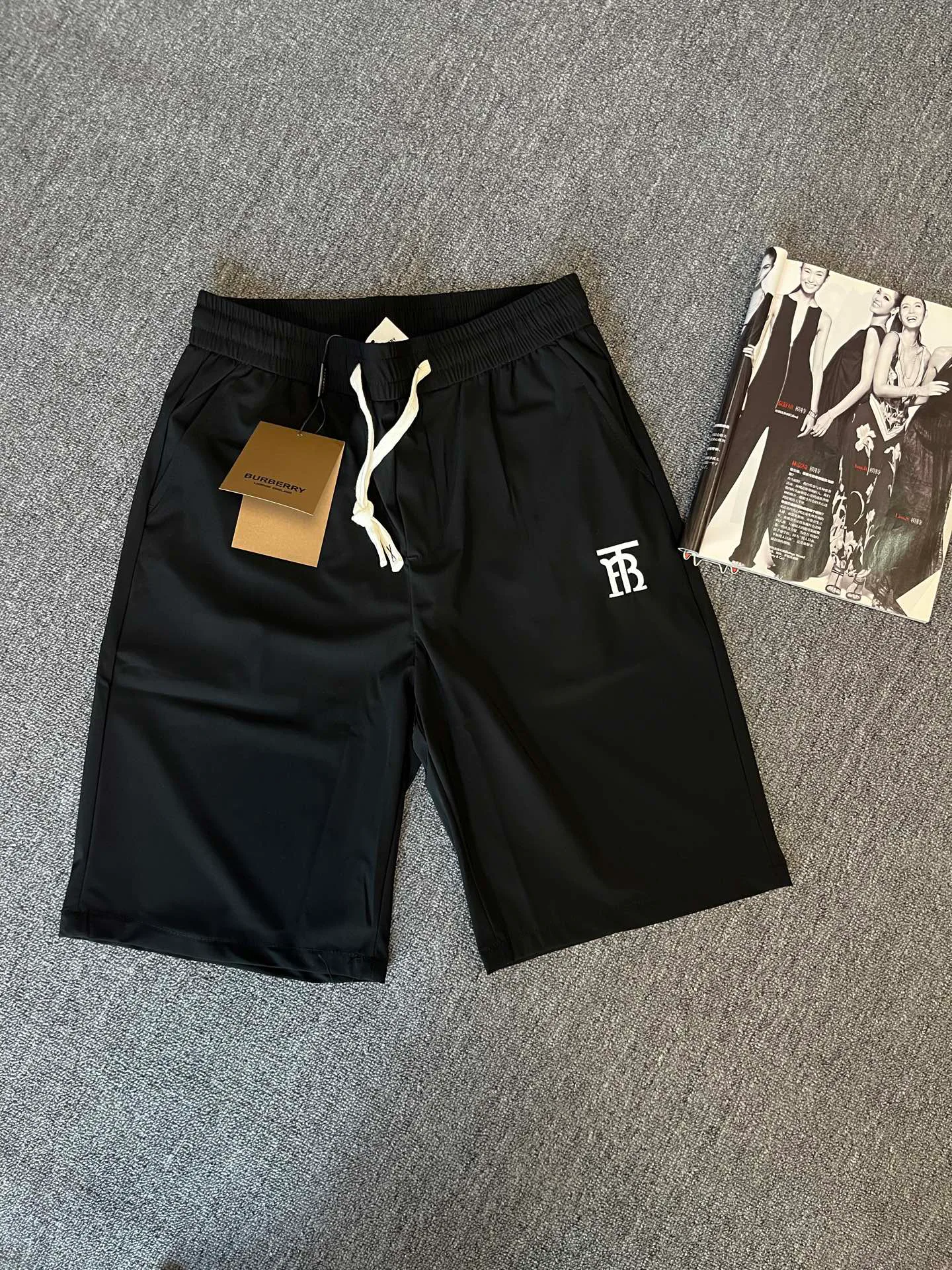 Шорты Мужские Burberry 12640990