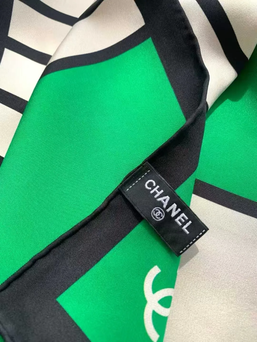 Платки Chanel 18222537