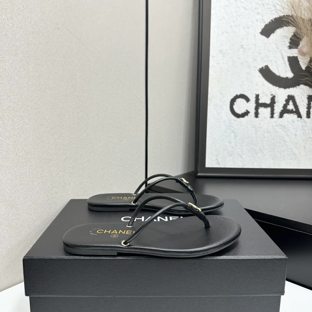 Шлепанцы Женские Chanel 11621176